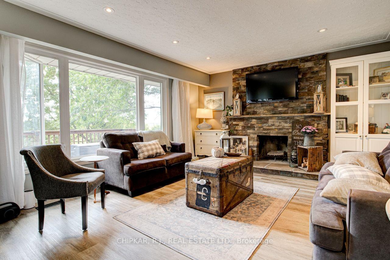 Photo 7 of 516 Governor's Road E, Brant, Paris — HOMEH