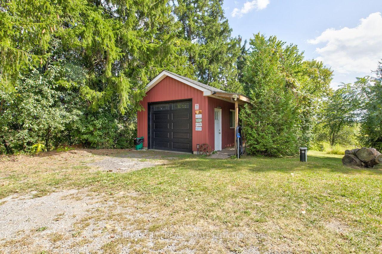 Photo 32 of 516 Governor's Road E, Brant, Paris — HOMEH