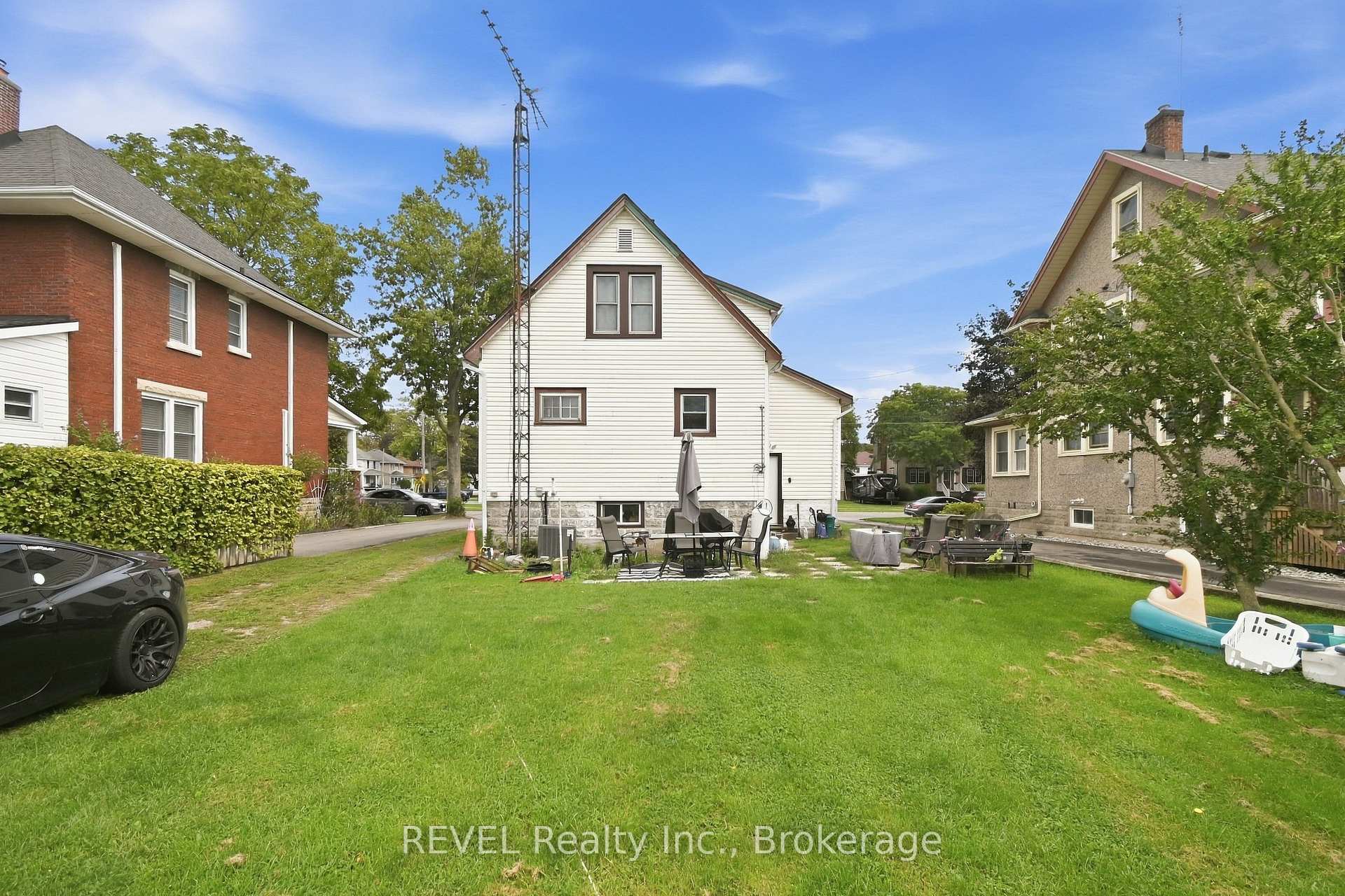 Photo 5 of 116 Steele Street, Port Colborne, Sugarloaf — HOMEH