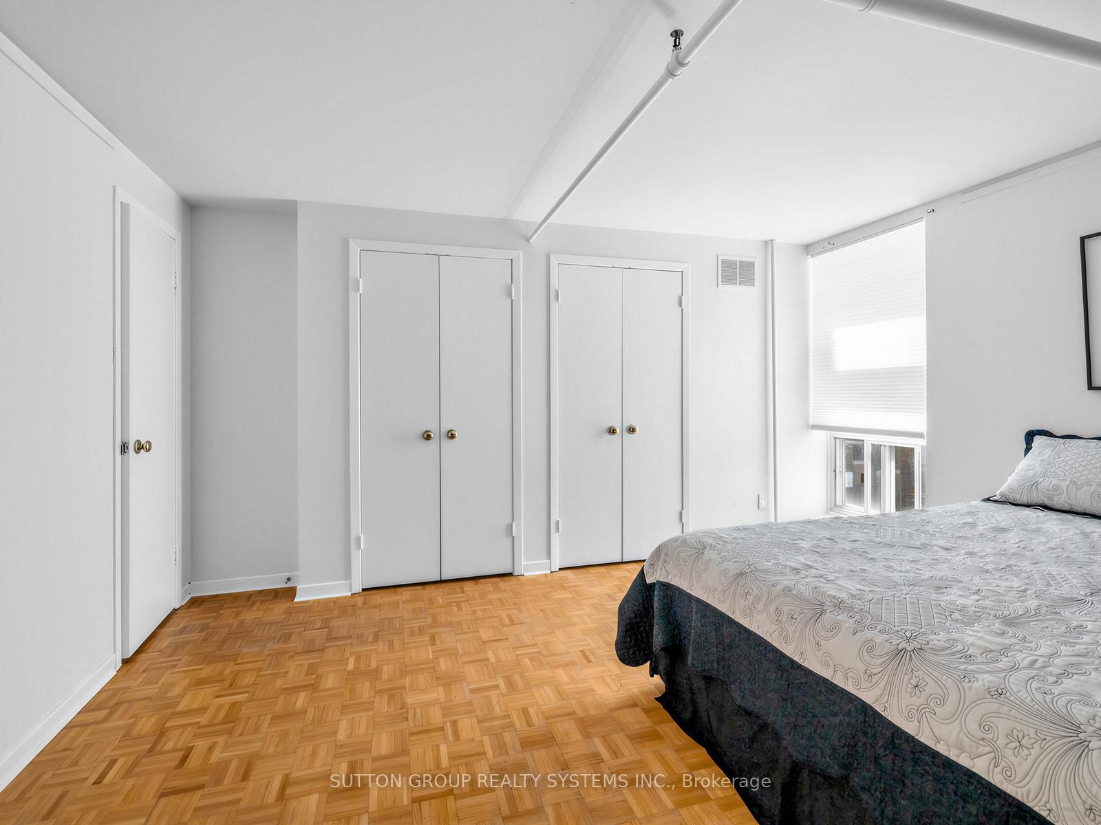 Photo 11 of Unit 5, 6 Bartlett Avenue W, Toronto, Dovercourt-Wallace Emerson-Junction — HOMEH