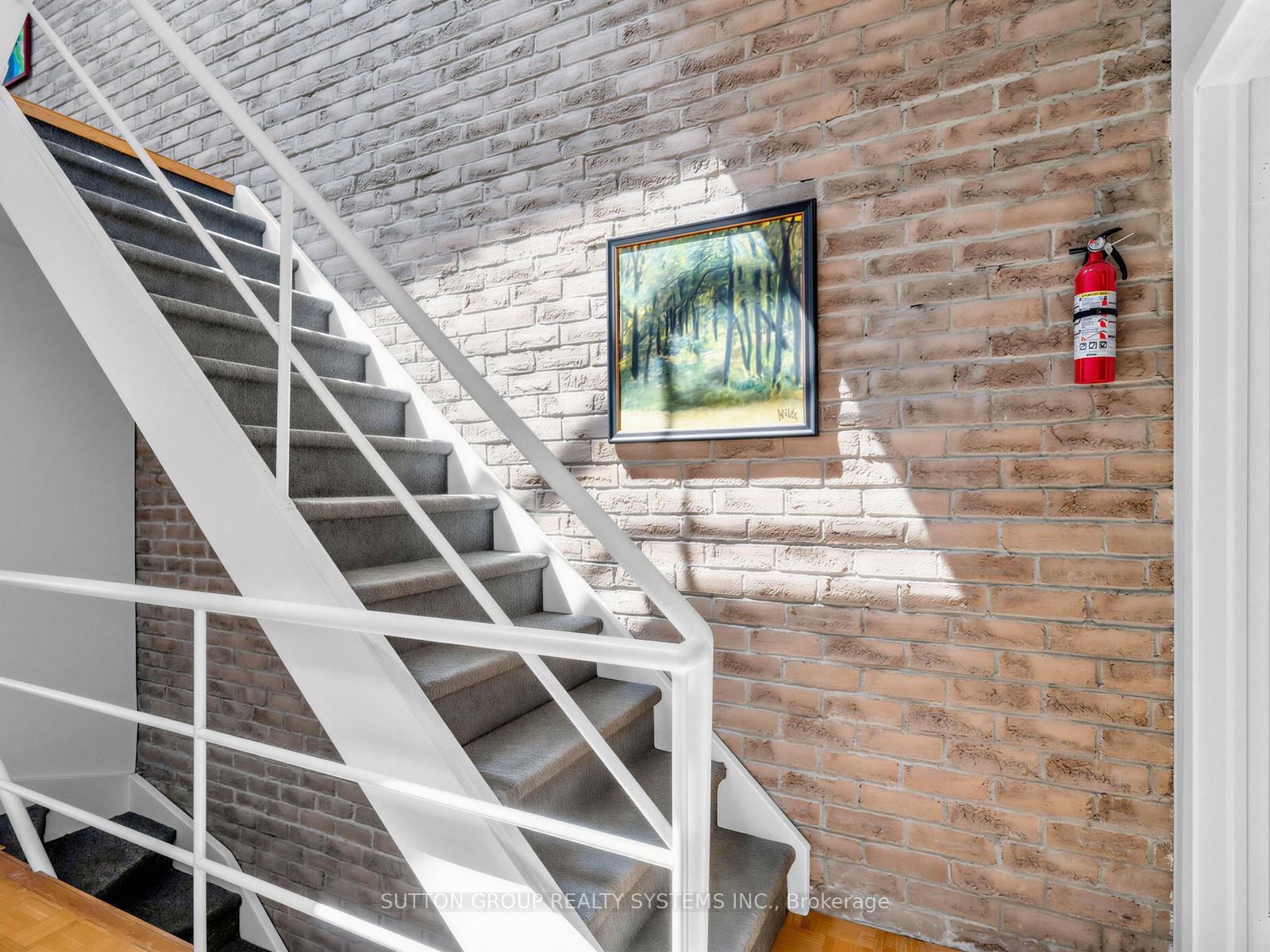 Photo 20 of Unit 5, 6 Bartlett Avenue W, Toronto, Dovercourt-Wallace Emerson-Junction — HOMEH