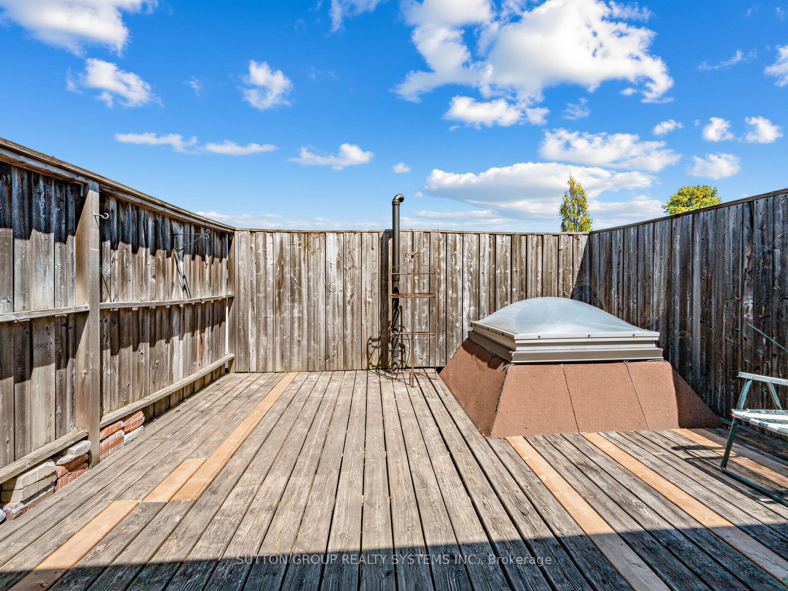 Photo 25 of Unit 5, 6 Bartlett Avenue W, Toronto, Dovercourt-Wallace Emerson-Junction — HOMEH