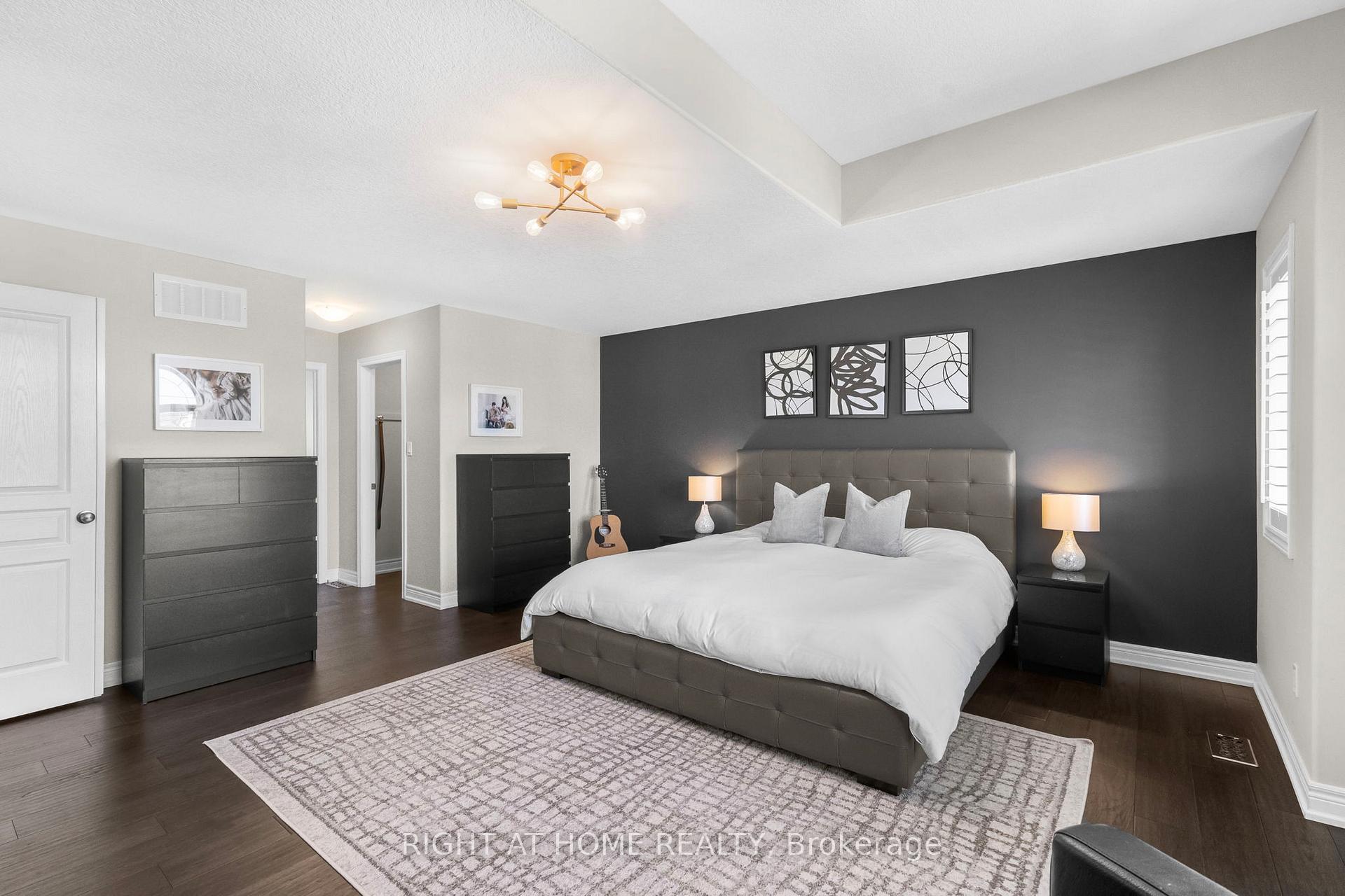 Photo 25 of 12 Donatello Court, Hamilton, Carpenter — HOMEH