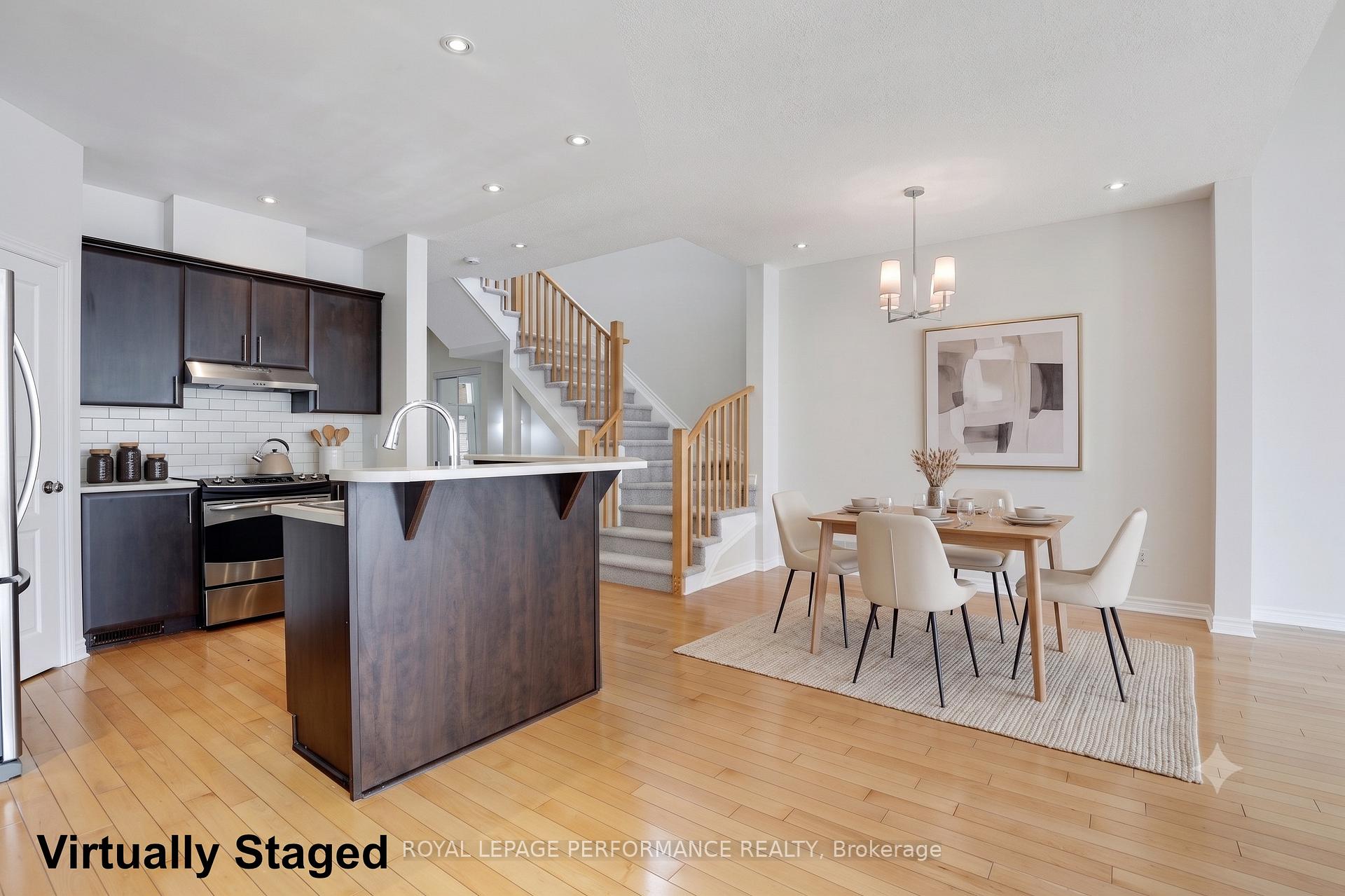 Photo 16 of 306 Waymark Crescent, Ottawa, Kanata - Emerald Meadows/Trailwest — HOMEH