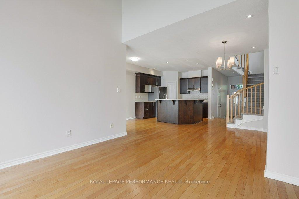 Photo 22 of 306 Waymark Crescent, Ottawa, Kanata - Emerald Meadows/Trailwest — HOMEH