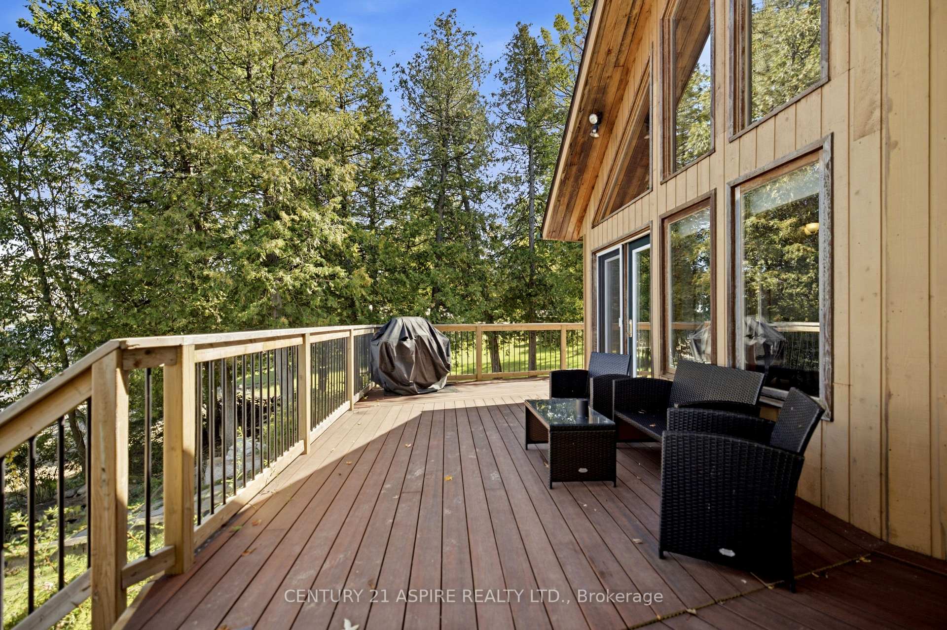 Photo 42 of 800 Forest Park Road, Laurentian Valley, Laurentian Valley — HOMEH