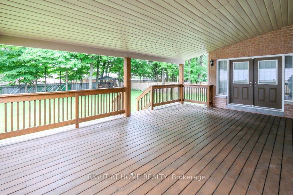 Photo 13 of 4441 Lawrence Avenue E, Scarborough, West Hill — HOMEH