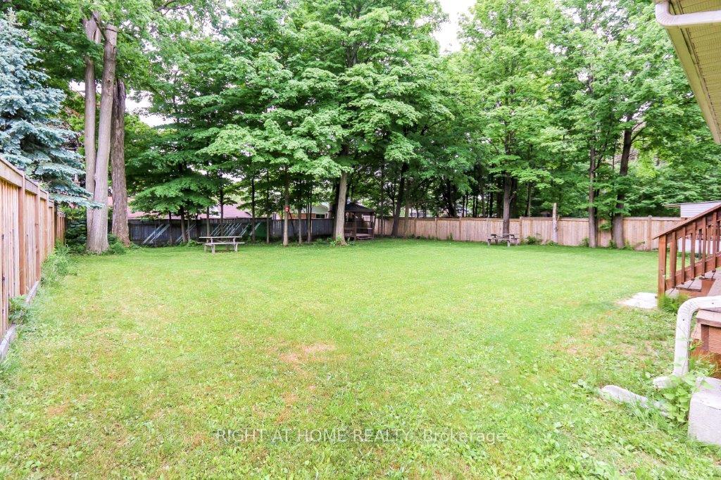 Photo 16 of 4441 Lawrence Avenue E, Scarborough, West Hill — HOMEH