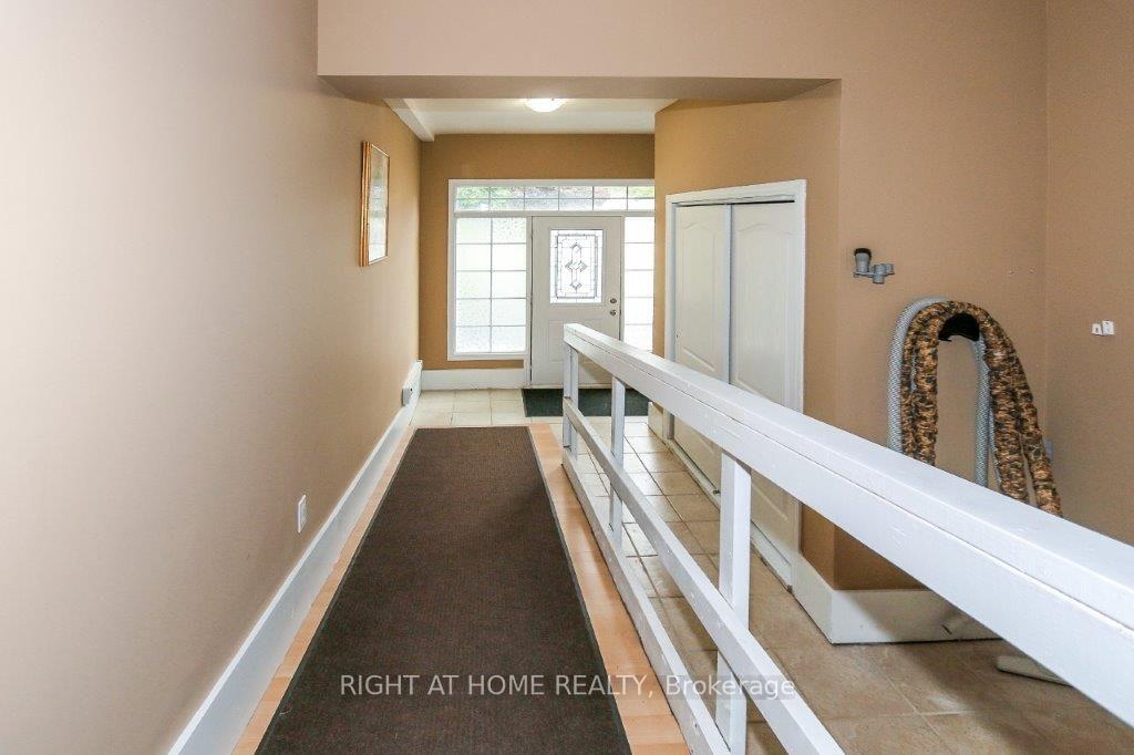 Photo 23 of 4441 Lawrence Avenue E, Scarborough, West Hill — HOMEH