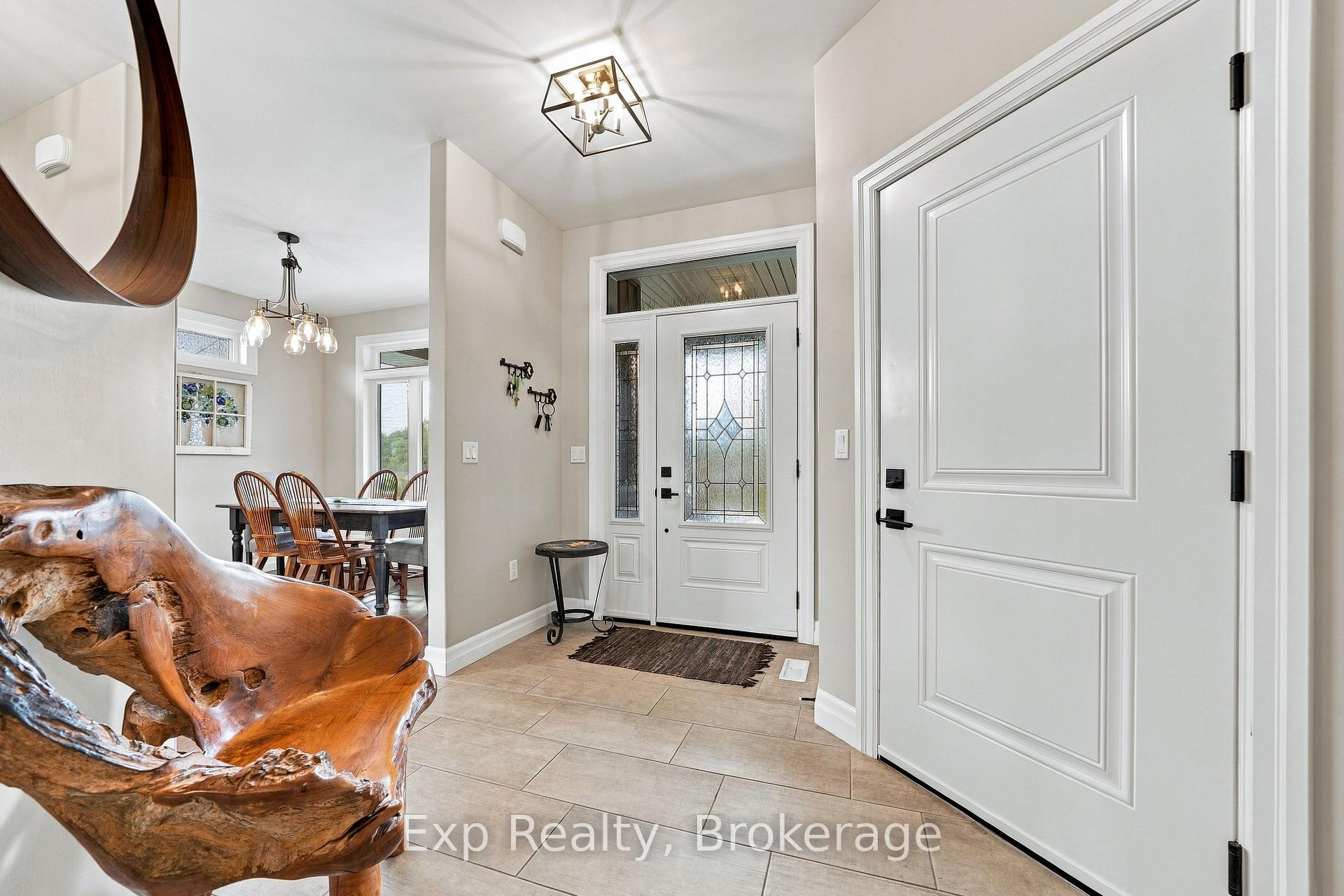 Photo 5 of 52 Gavin Crescent, Quinte West, Murray Ward — HOMEH