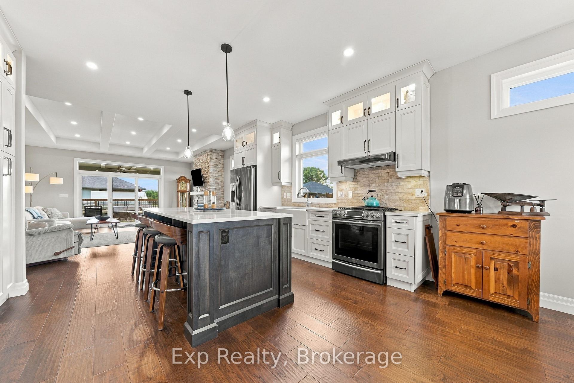 Photo 12 of 52 Gavin Crescent, Quinte West, Murray Ward — HOMEH