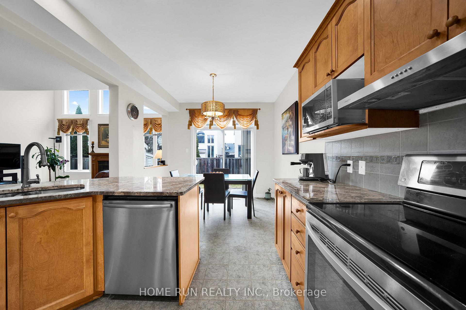 Photo 16 of 106 Portrush Avenue, Ottawa, Barrhaven - Longfields — HOMEH
