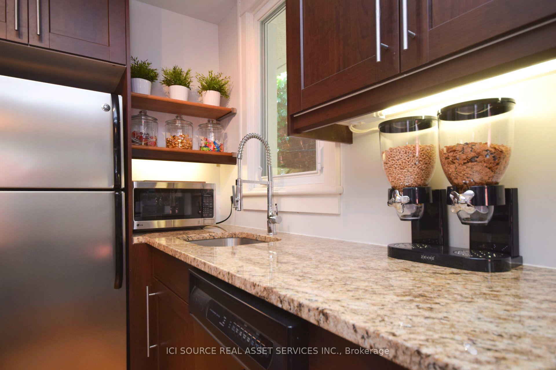 Photo 5 of Unit Upper, 118 Lower Charlotte Street, Ottawa, Lower Town — HOMEH