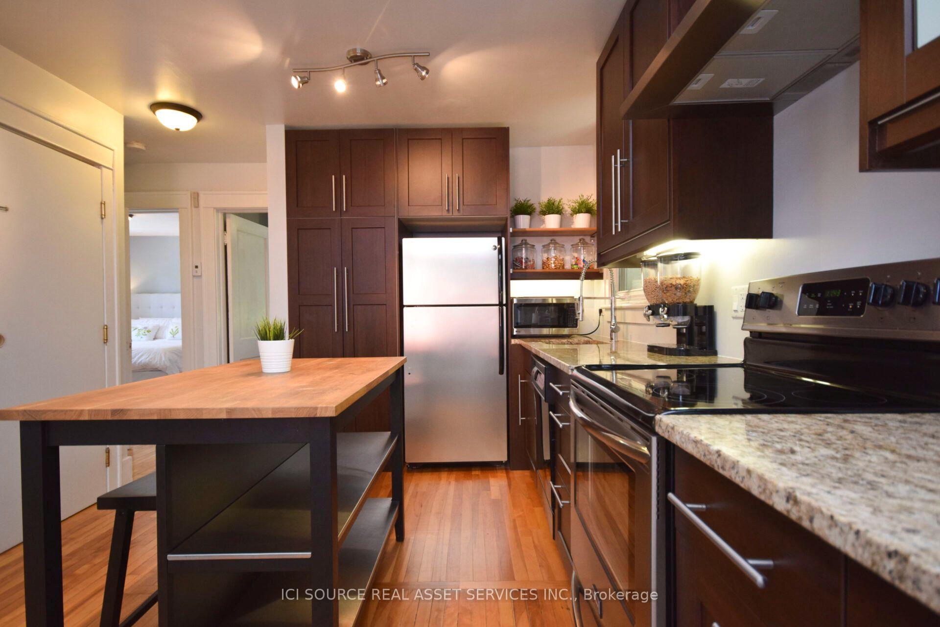 Photo 6 of Unit Upper, 118 Lower Charlotte Street, Ottawa, Lower Town — HOMEH