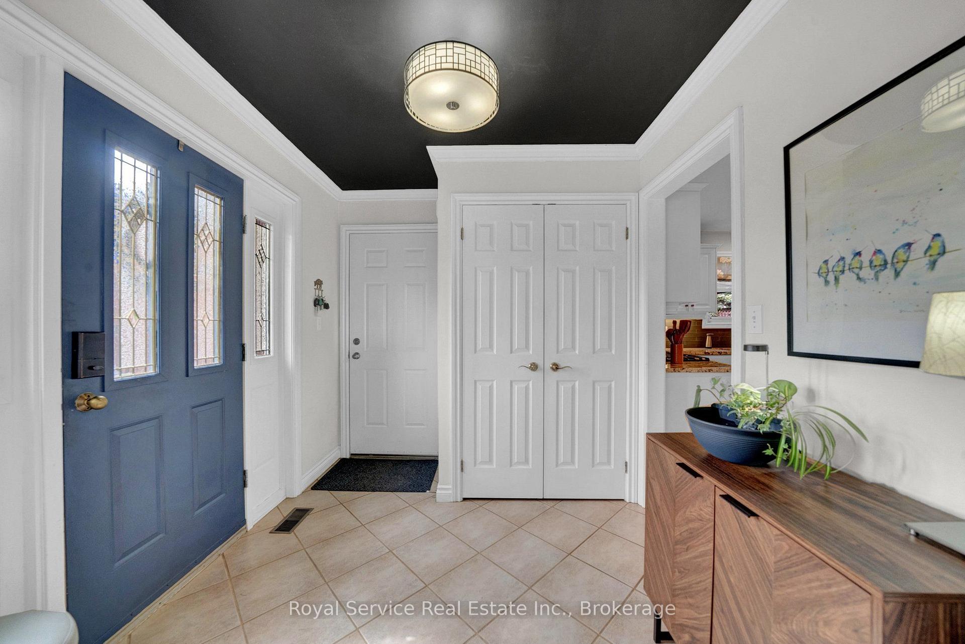 Photo 6 of 88 Simpson Avenue, Clarington, Bowmanville — HOMEH
