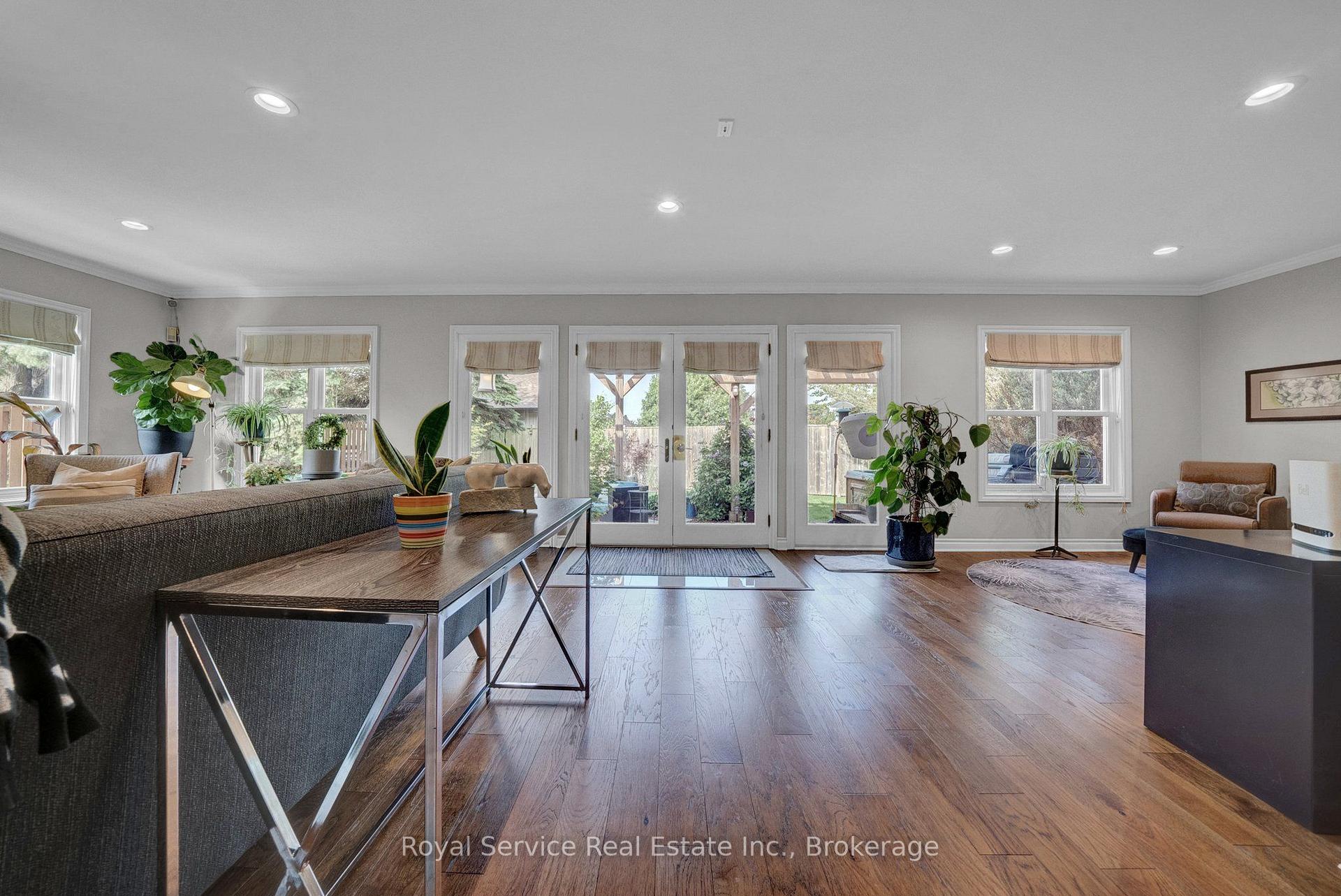 Photo 37 of 88 Simpson Avenue, Clarington, Bowmanville — HOMEH