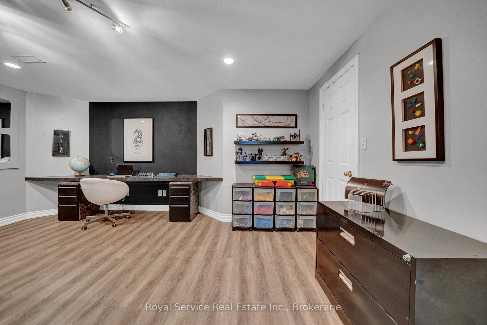 Photo 43 of 88 Simpson Avenue, Clarington, Bowmanville — HOMEH