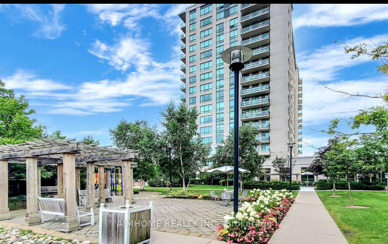 Photo 2 of Unit 1408, 100 Promenade Circle, Vaughan, Brownridge — HOMEH