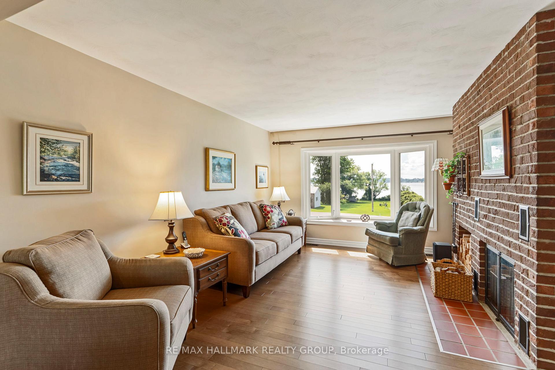 Photo 10 of 22 St Lawrence Court, Augusta, Augusta Twp — HOMEH