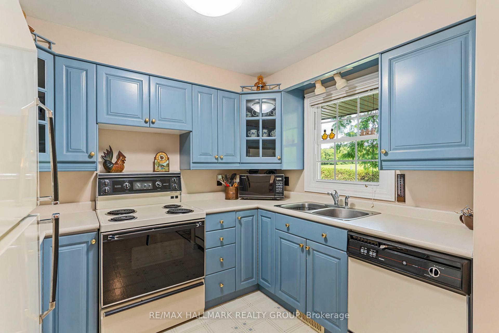 Photo 21 of 22 St Lawrence Court, Augusta, Augusta Twp — HOMEH