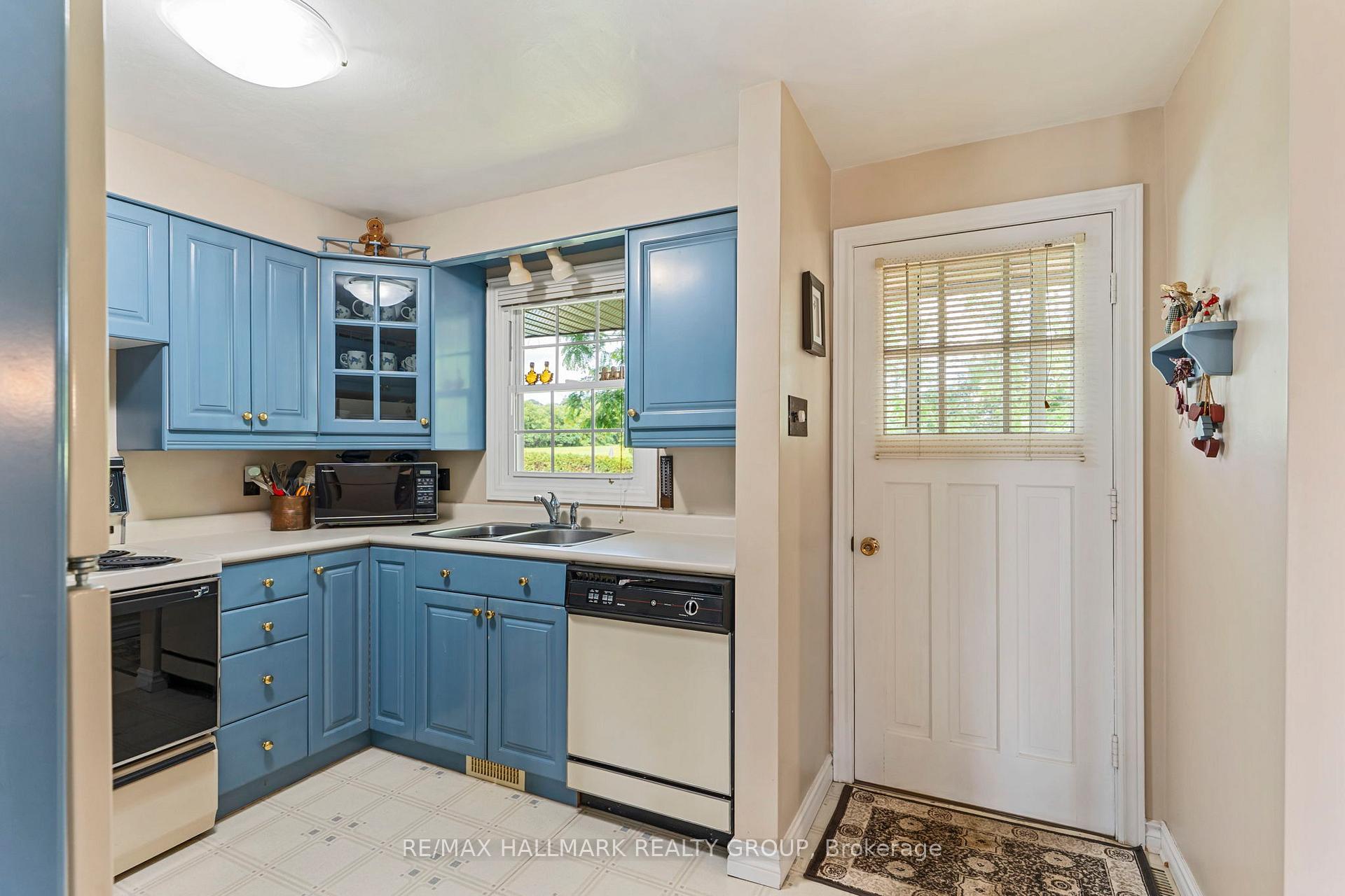 Photo 24 of 22 St Lawrence Court, Augusta, Augusta Twp — HOMEH