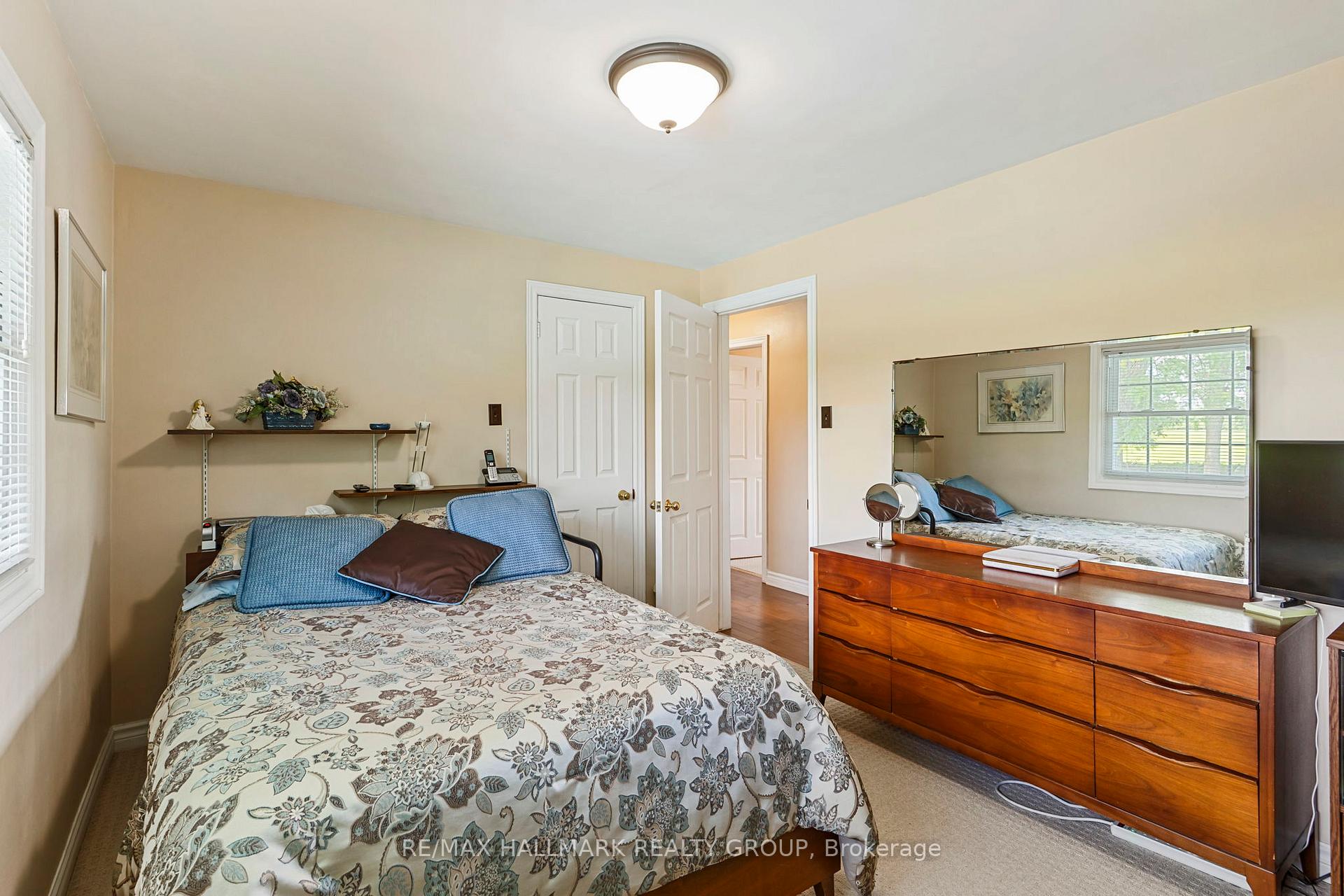 Photo 31 of 22 St Lawrence Court, Augusta, Augusta Twp — HOMEH