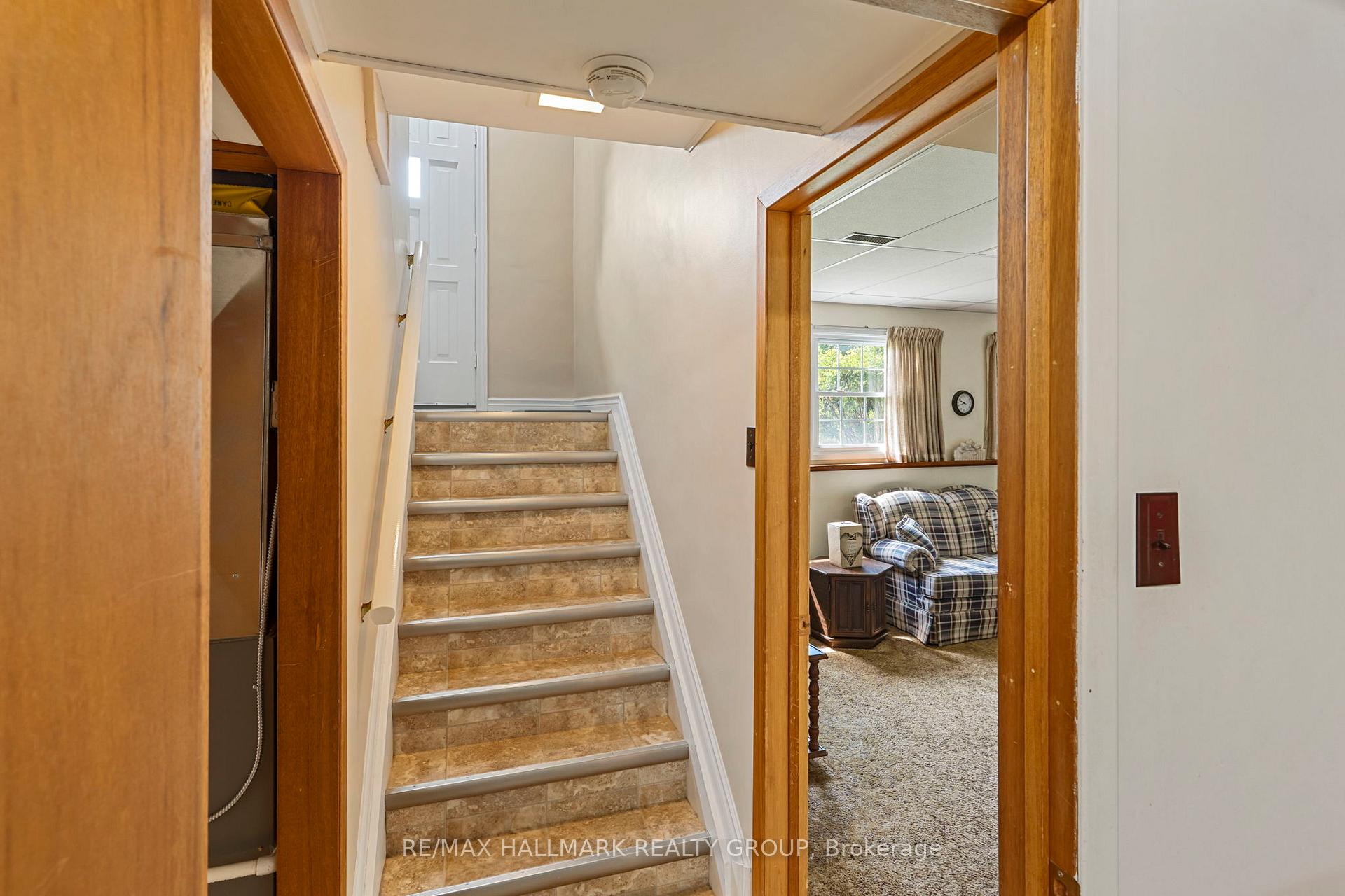 Photo 30 of 22 St Lawrence Court, Augusta, Augusta Twp — HOMEH