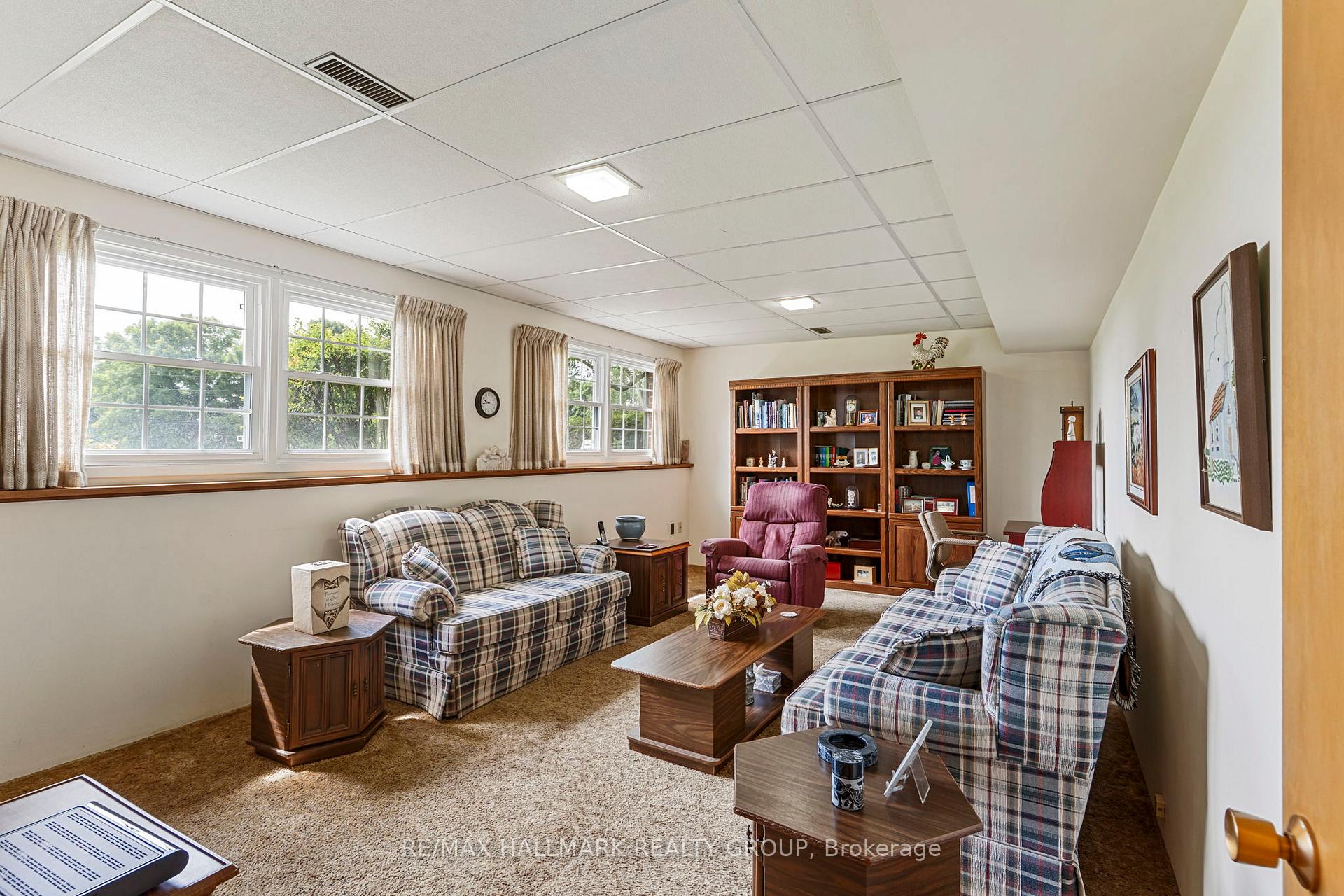 Photo 35 of 22 St Lawrence Court, Augusta, Augusta Twp — HOMEH