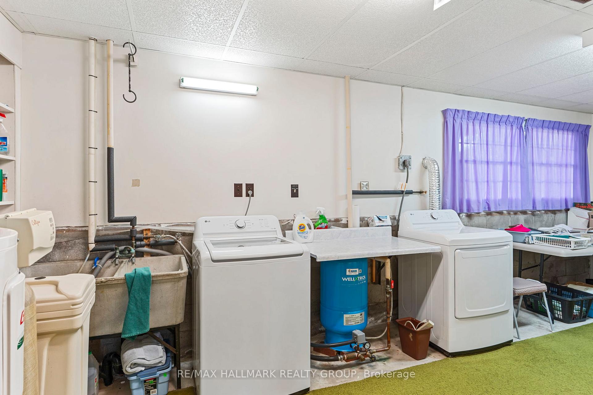 Photo 40 of 22 St Lawrence Court, Augusta, Augusta Twp — HOMEH