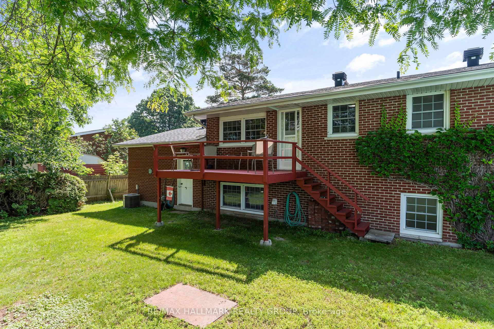 Photo 49 of 22 St Lawrence Court, Augusta, Augusta Twp — HOMEH