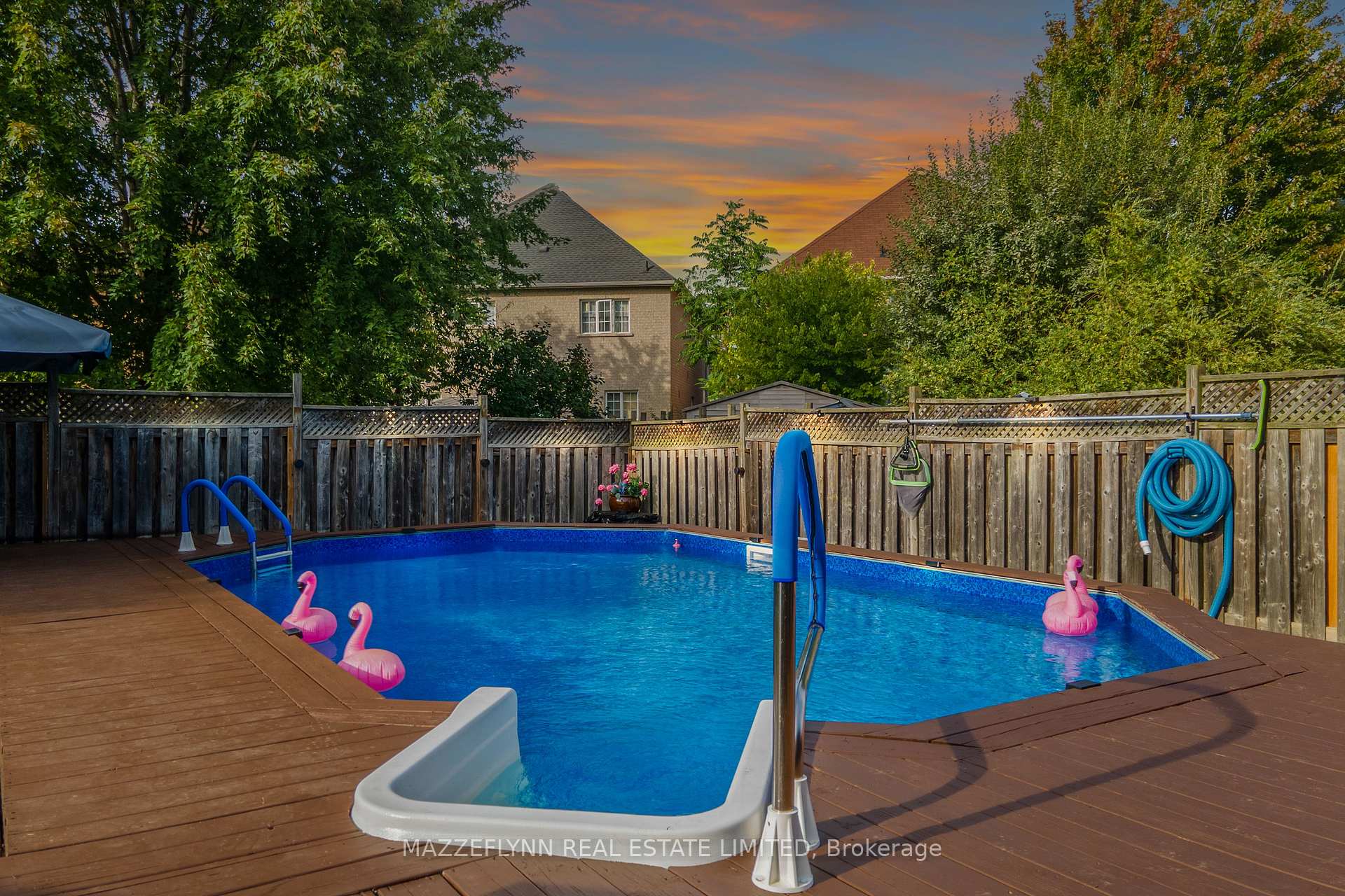 Photo 38 of 87 Bonistel Crescent, Brampton, Fletcher's Meadow — HOMEH
