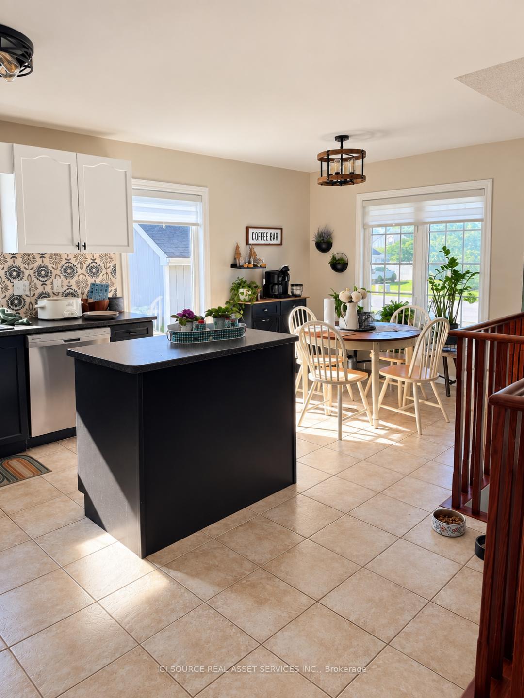 Photo 12 of 248 Spruce Street, Clearview, Stayner — HOMEH