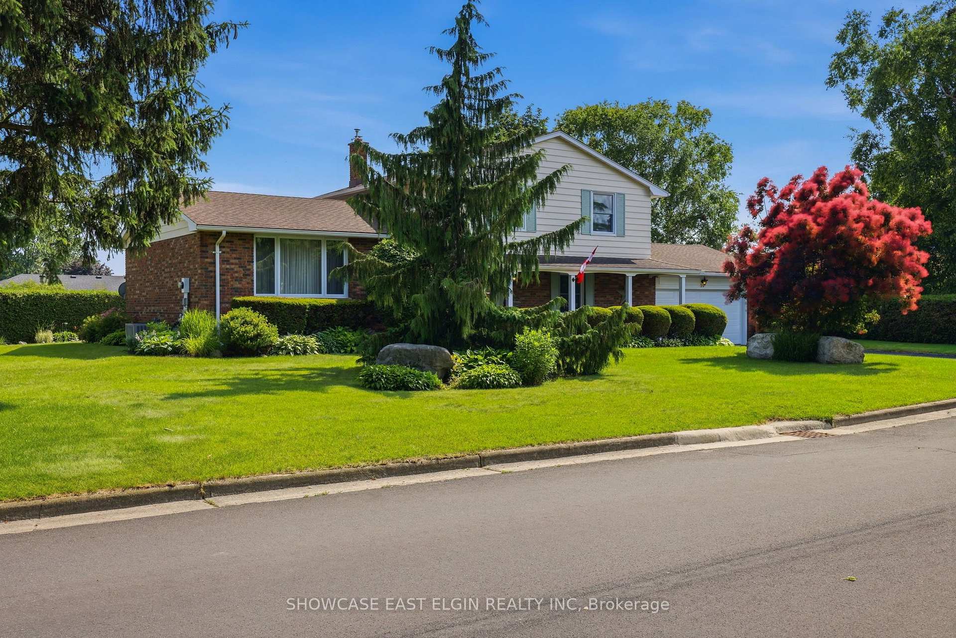 Photo of 10 Moore Avenue