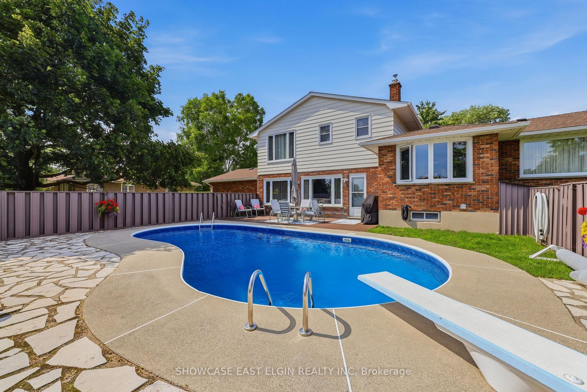 Photo 28 of 10 Moore Avenue, Aylmer — HOMEH
