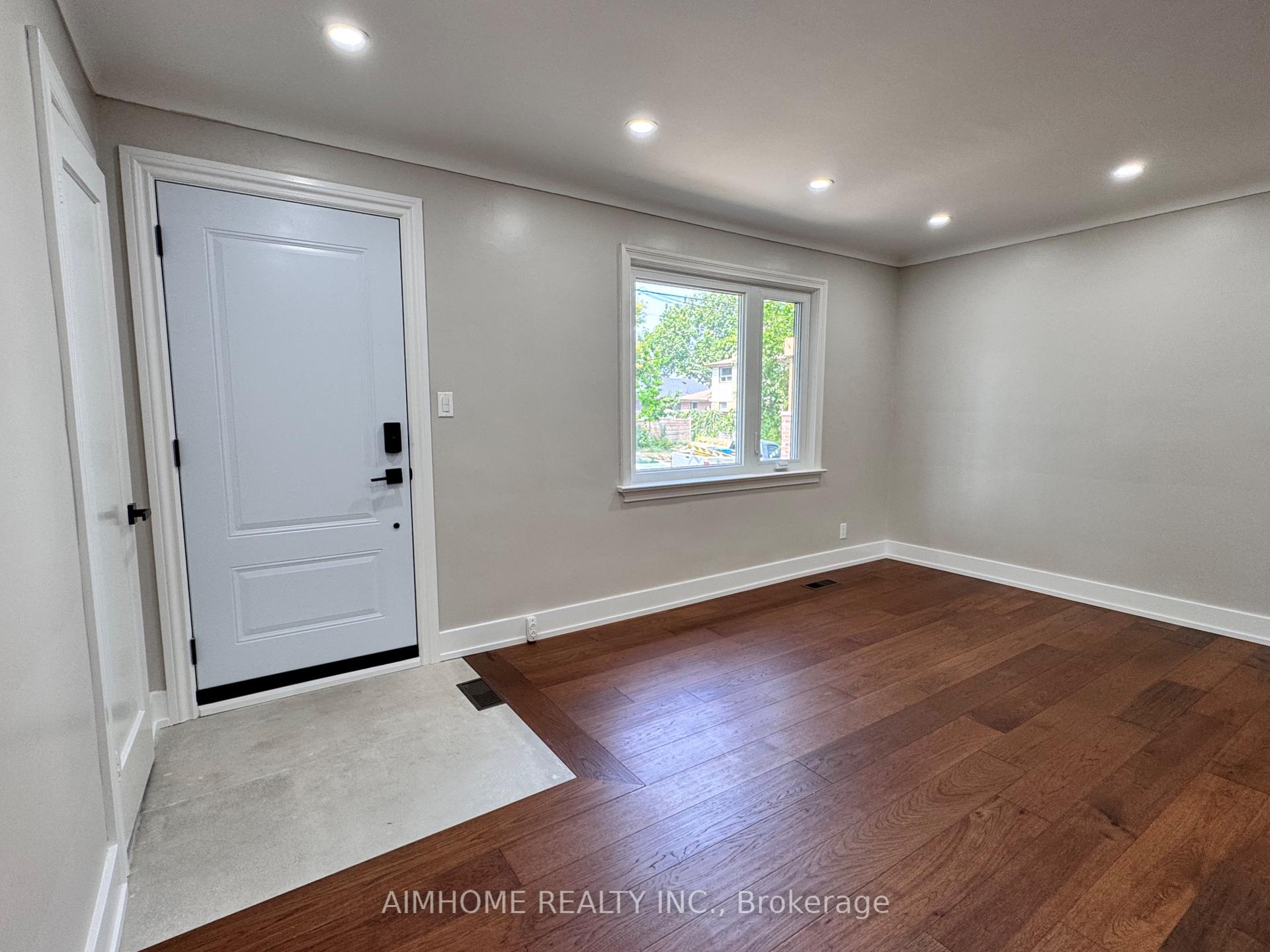 Photo 3 of 173 Melrose Street, Etobicoke, Mimico — HOMEH
