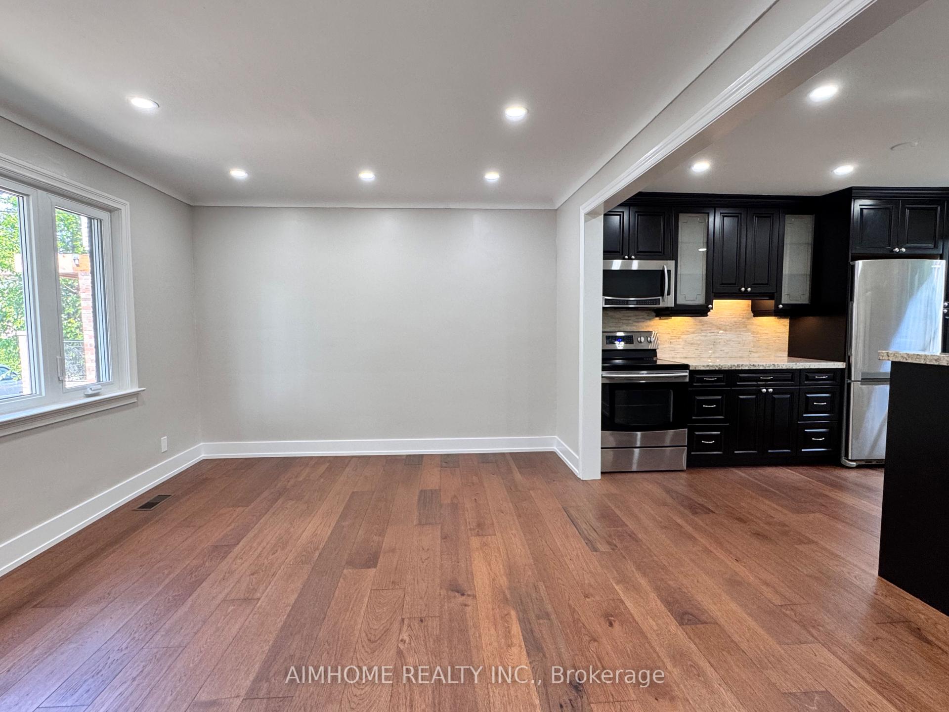 Photo 6 of 173 Melrose Street, Etobicoke, Mimico — HOMEH