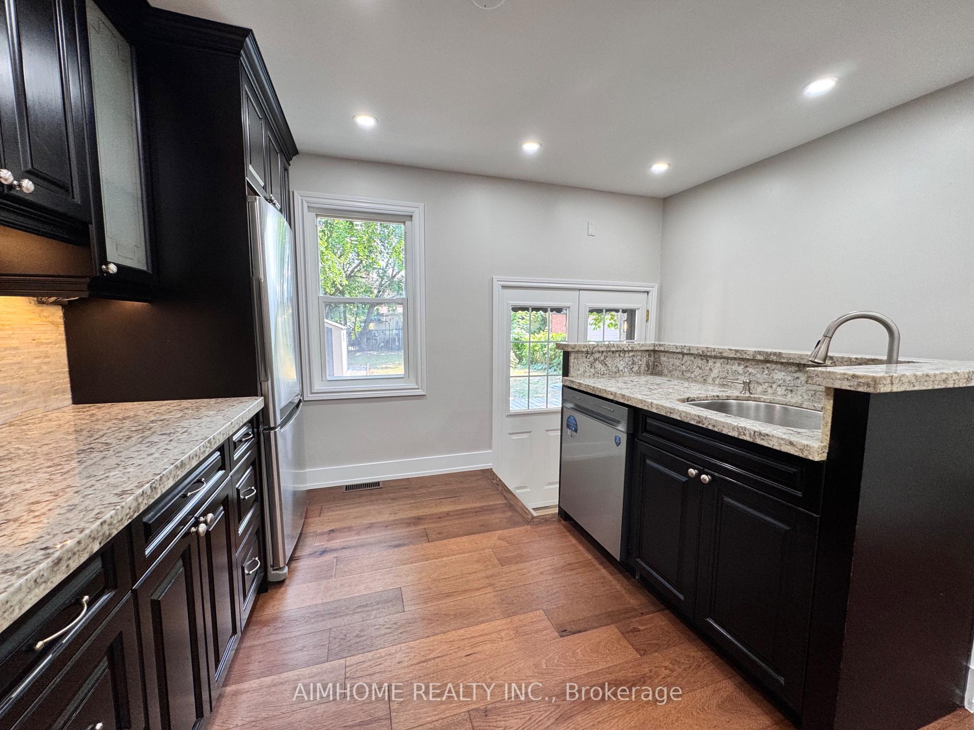 Photo 12 of 173 Melrose Street, Etobicoke, Mimico — HOMEH