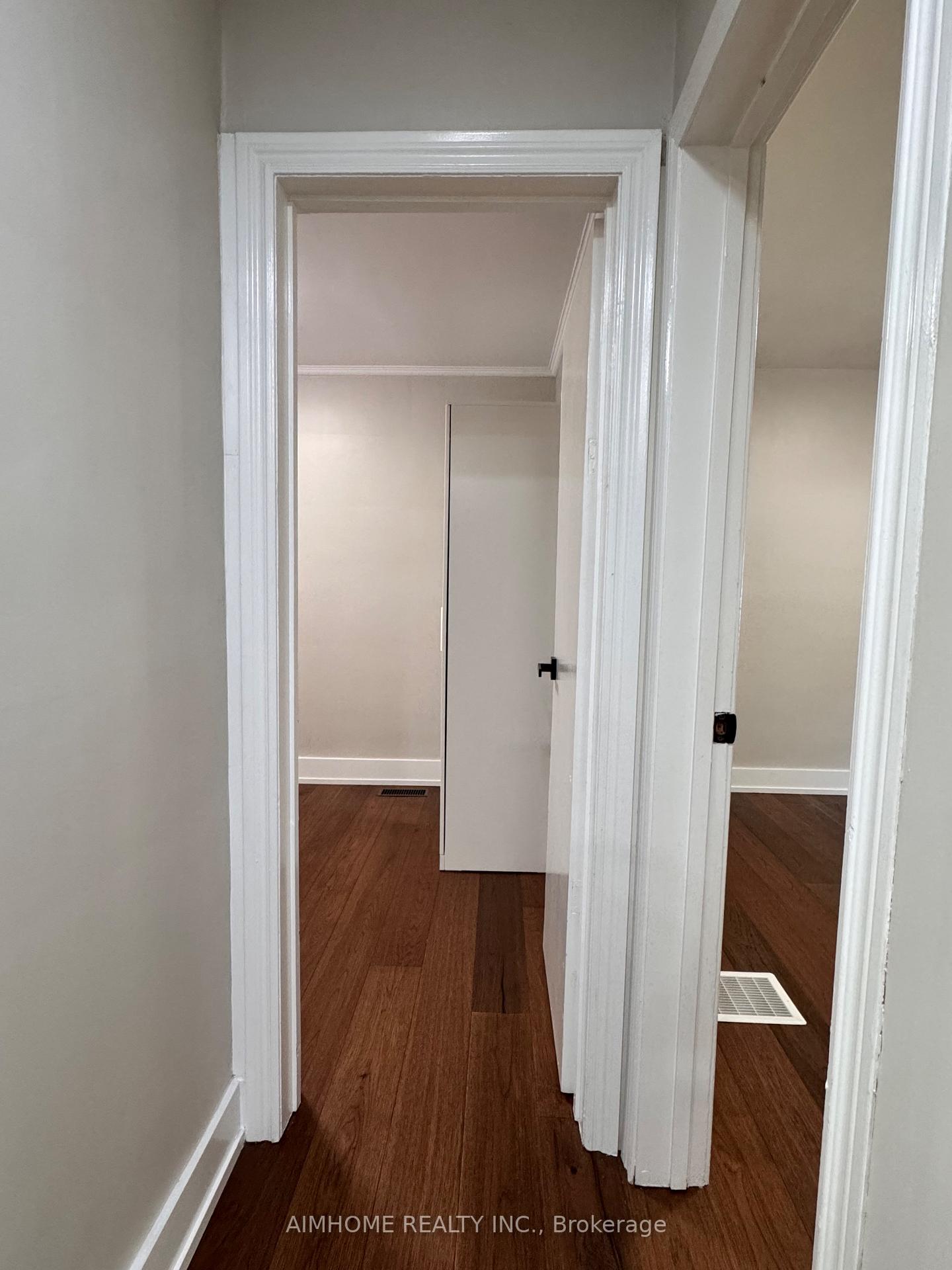 Photo 21 of 173 Melrose Street, Etobicoke, Mimico — HOMEH