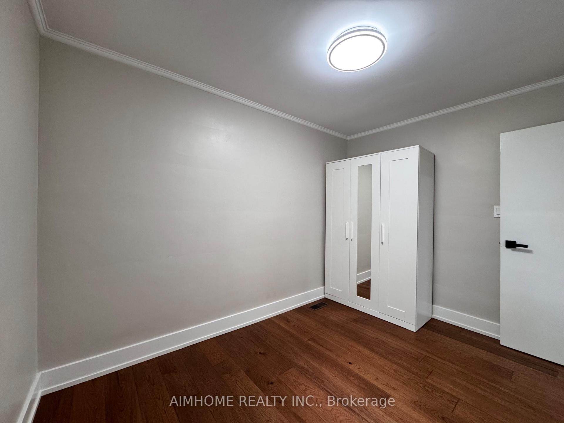 Photo 25 of 173 Melrose Street, Etobicoke, Mimico — HOMEH
