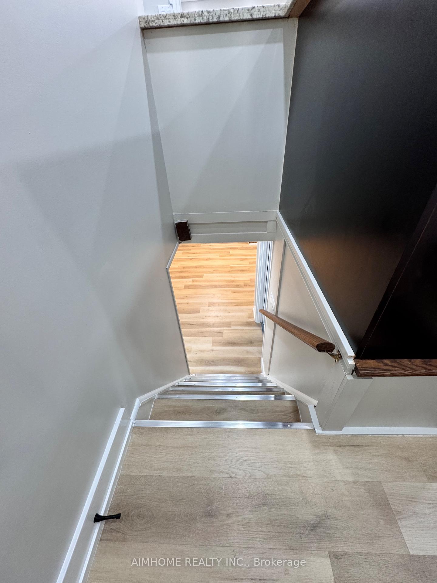 Photo 32 of 173 Melrose Street, Etobicoke, Mimico — HOMEH