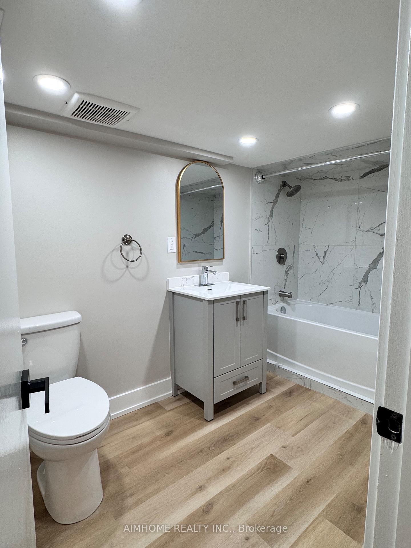 Photo 43 of 173 Melrose Street, Etobicoke, Mimico — HOMEH