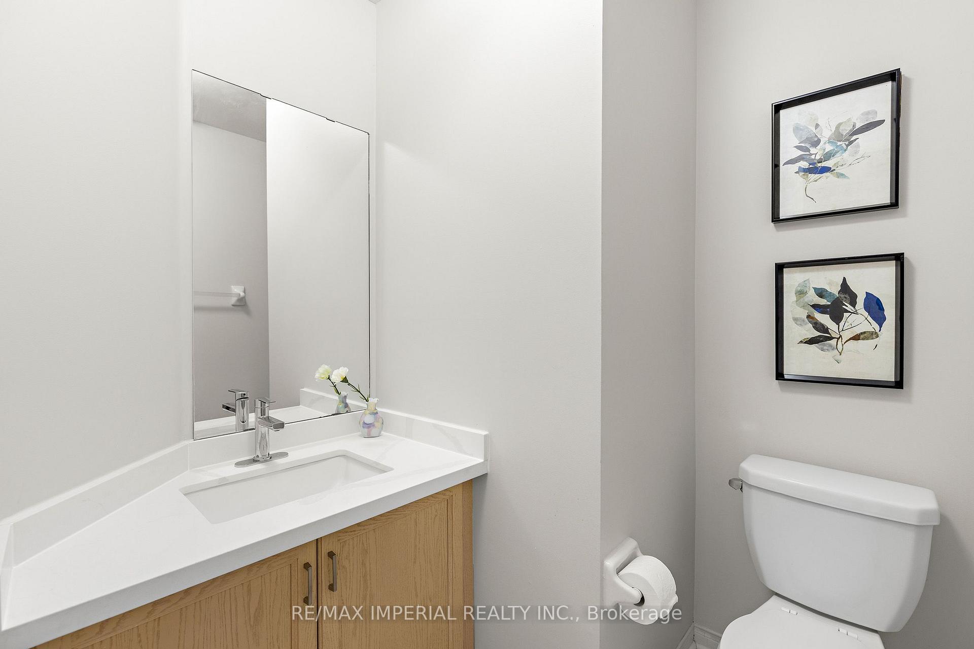 Photo 14 of 145 Blue Willow Drive, Vaughan, East Woodbridge — HOMEH