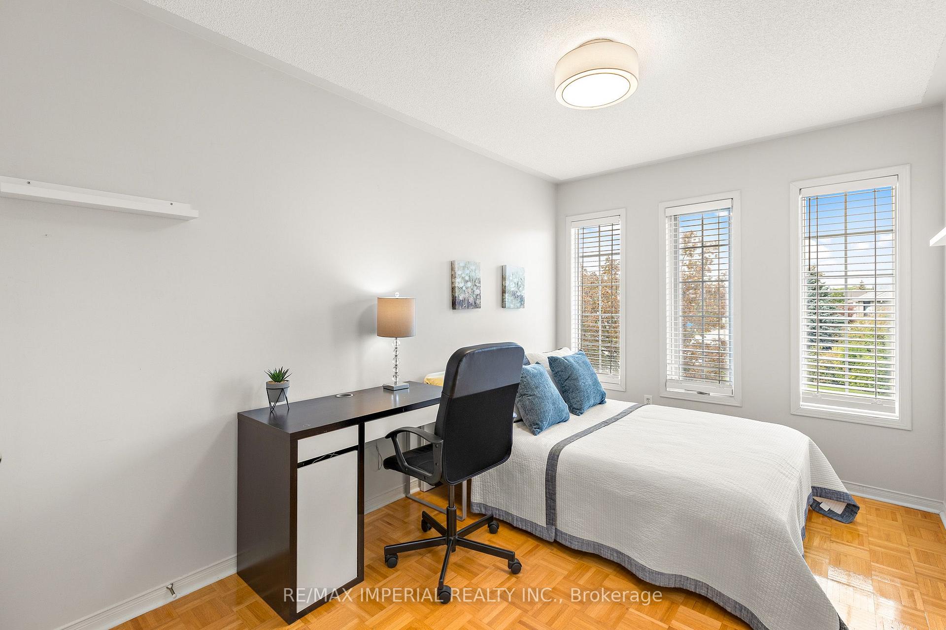 Photo 22 of 145 Blue Willow Drive, Vaughan, East Woodbridge — HOMEH