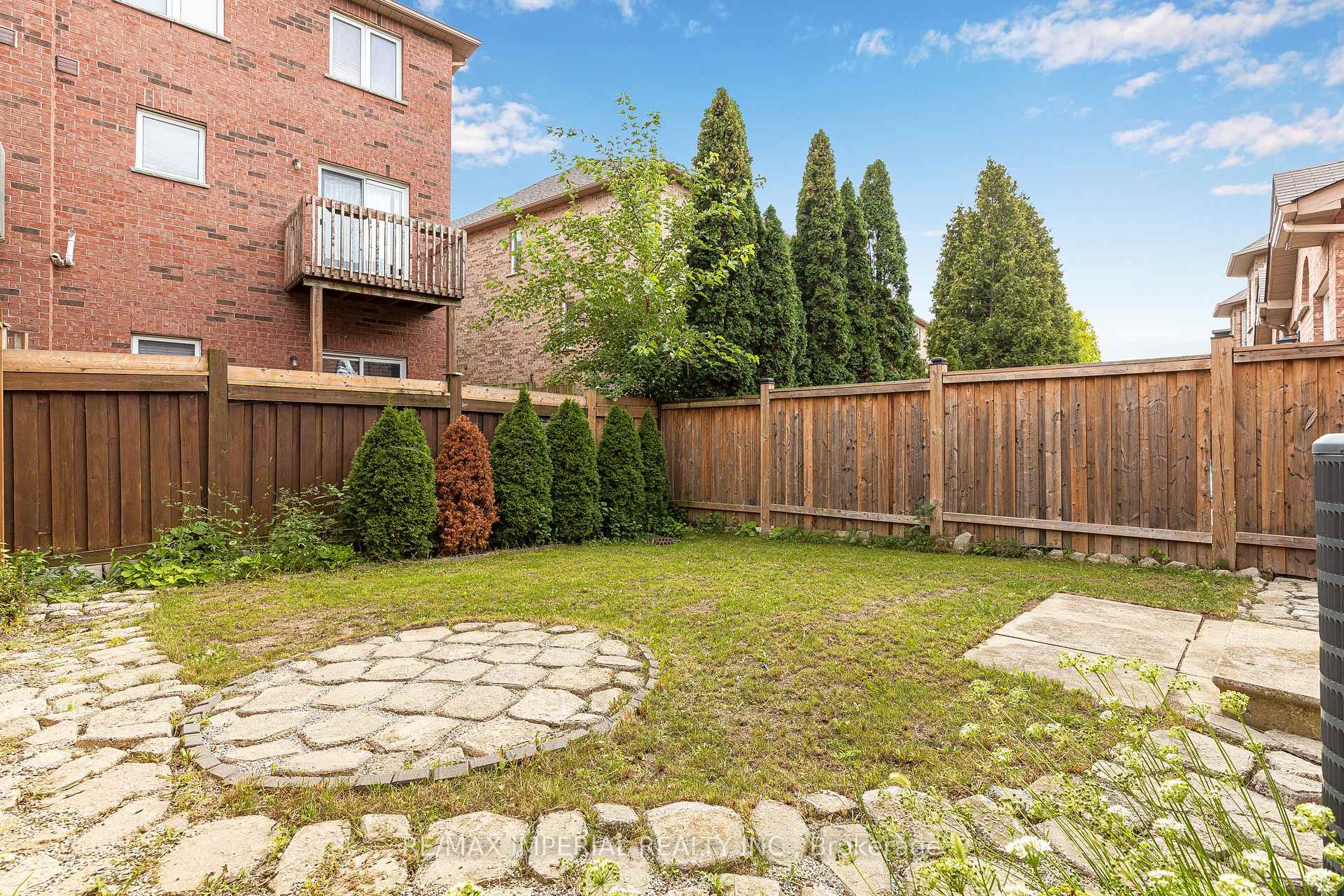 Photo 32 of 145 Blue Willow Drive, Vaughan, East Woodbridge — HOMEH