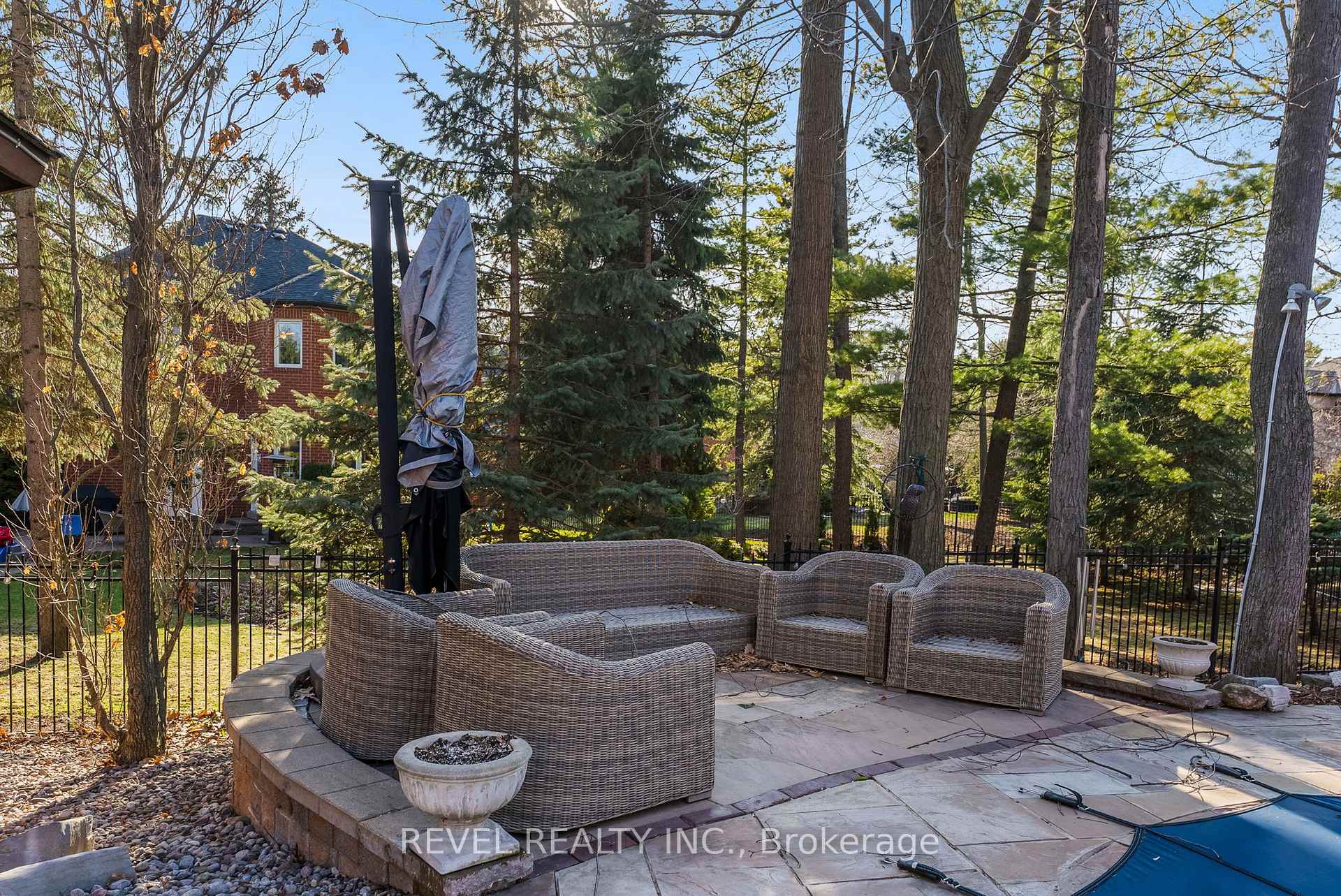 Photo 45 of 1486 Ashwood Gate, Pickering, Rougemount — HOMEH