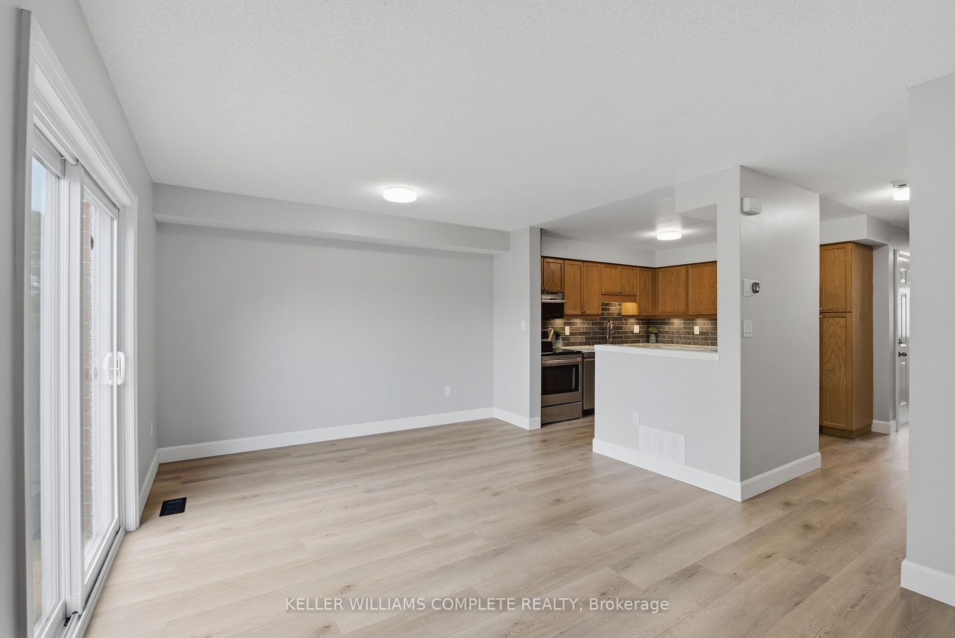 Photo 8 of Unit 3, 30 Imperial Road S, Guelph, Willow West/Sugarbush/West Acres — HOMEH