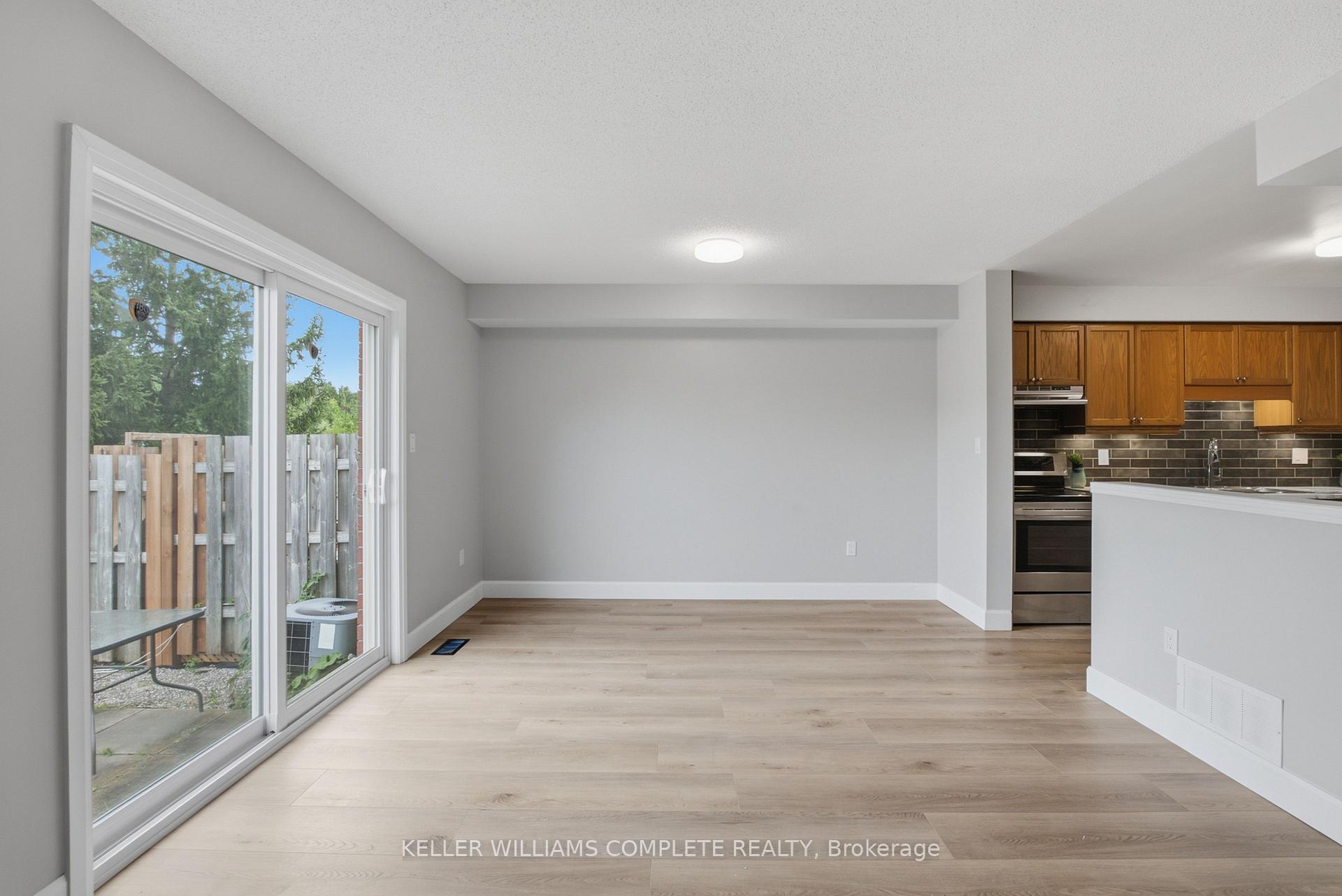 Photo 10 of Unit 3, 30 Imperial Road S, Guelph, Willow West/Sugarbush/West Acres — HOMEH