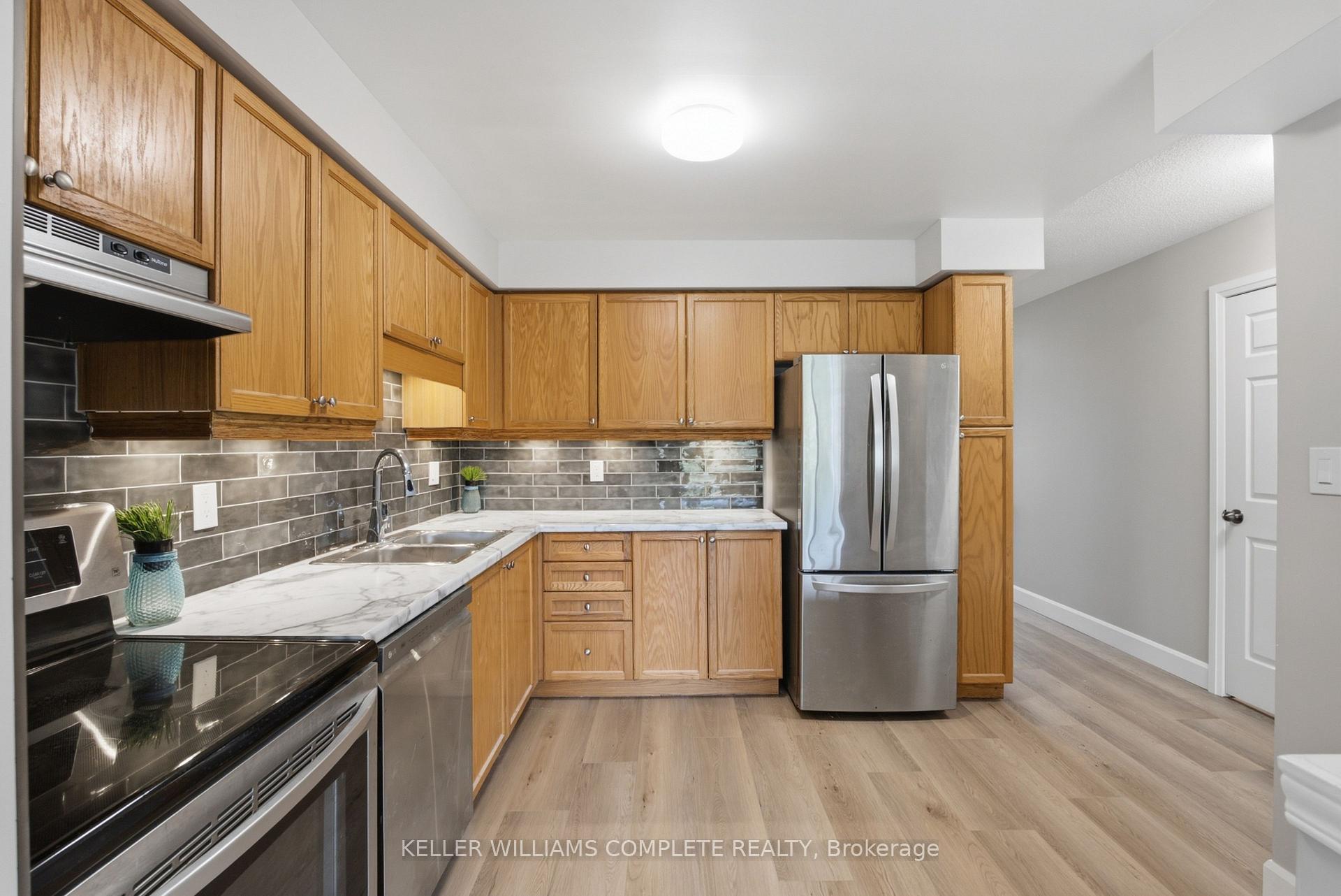 Photo 16 of Unit 3, 30 Imperial Road S, Guelph, Willow West/Sugarbush/West Acres — HOMEH