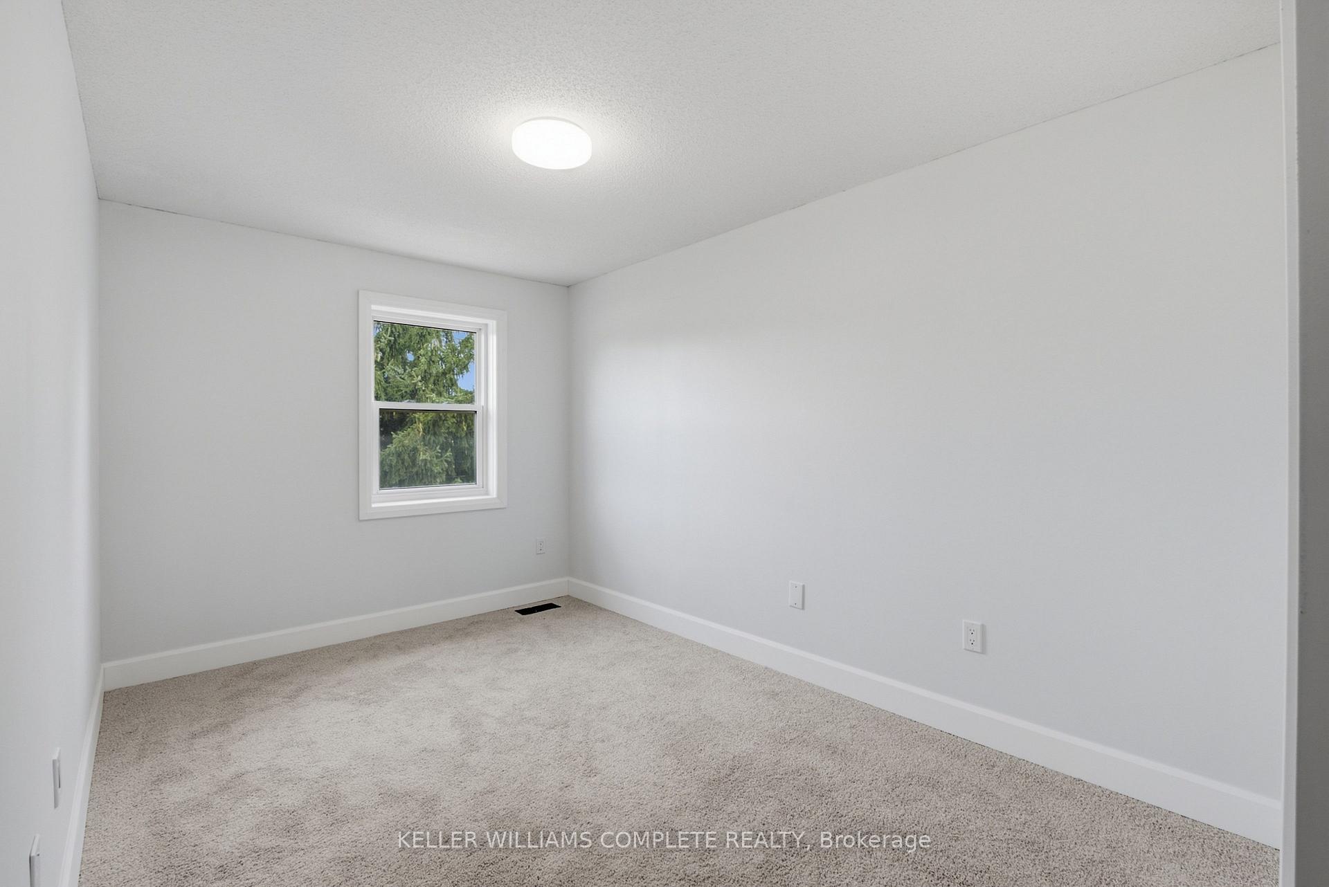 Photo 24 of Unit 3, 30 Imperial Road S, Guelph, Willow West/Sugarbush/West Acres — HOMEH