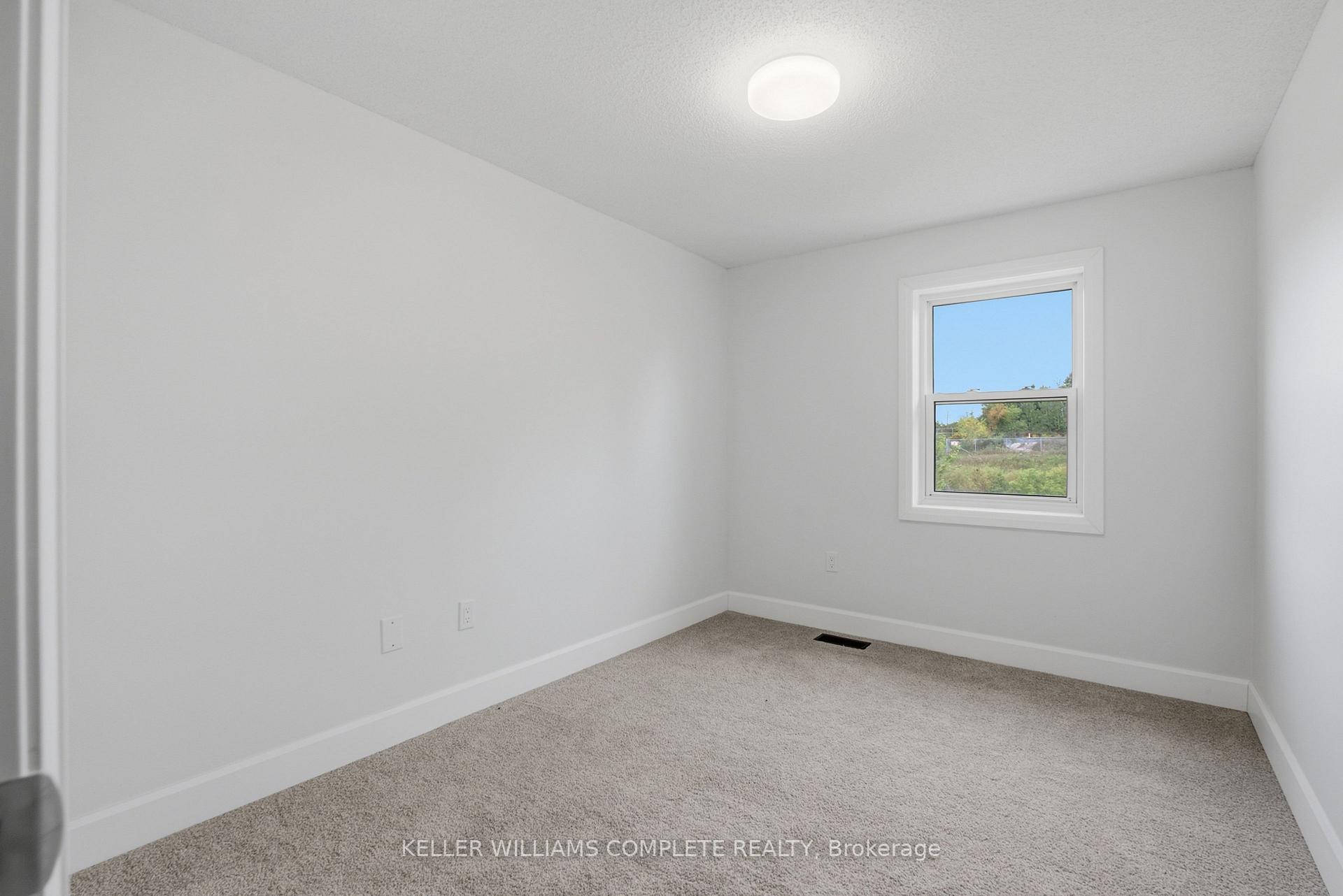 Photo 26 of Unit 3, 30 Imperial Road S, Guelph, Willow West/Sugarbush/West Acres — HOMEH